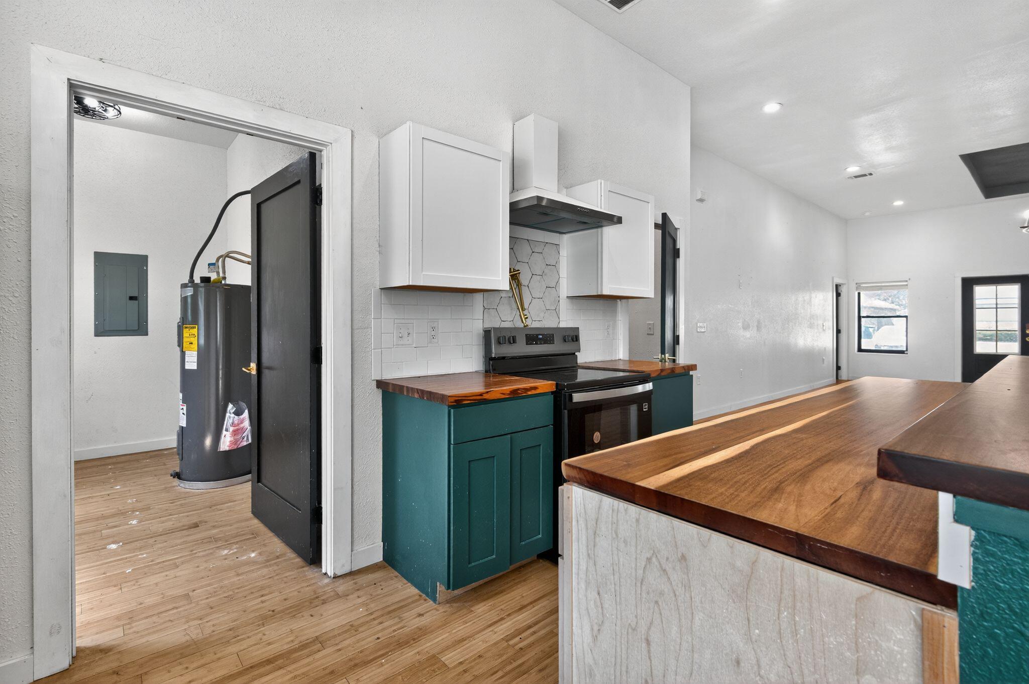 WYNNEHAVEN BEACH ESTATES - Residential