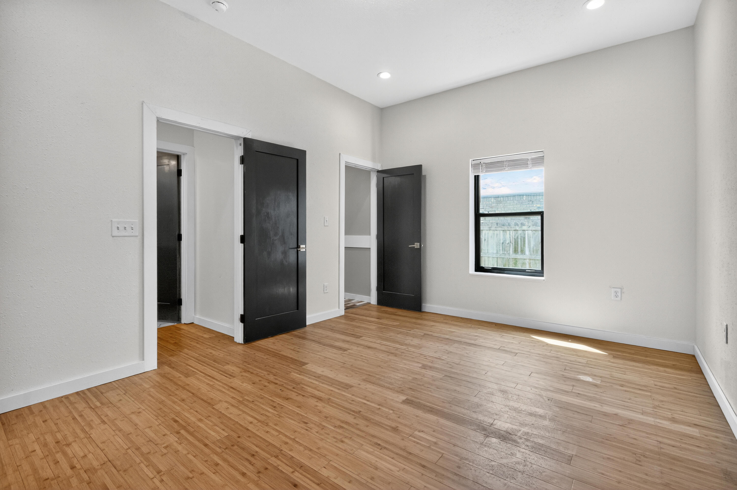 WYNNEHAVEN BEACH ESTATES - Residential