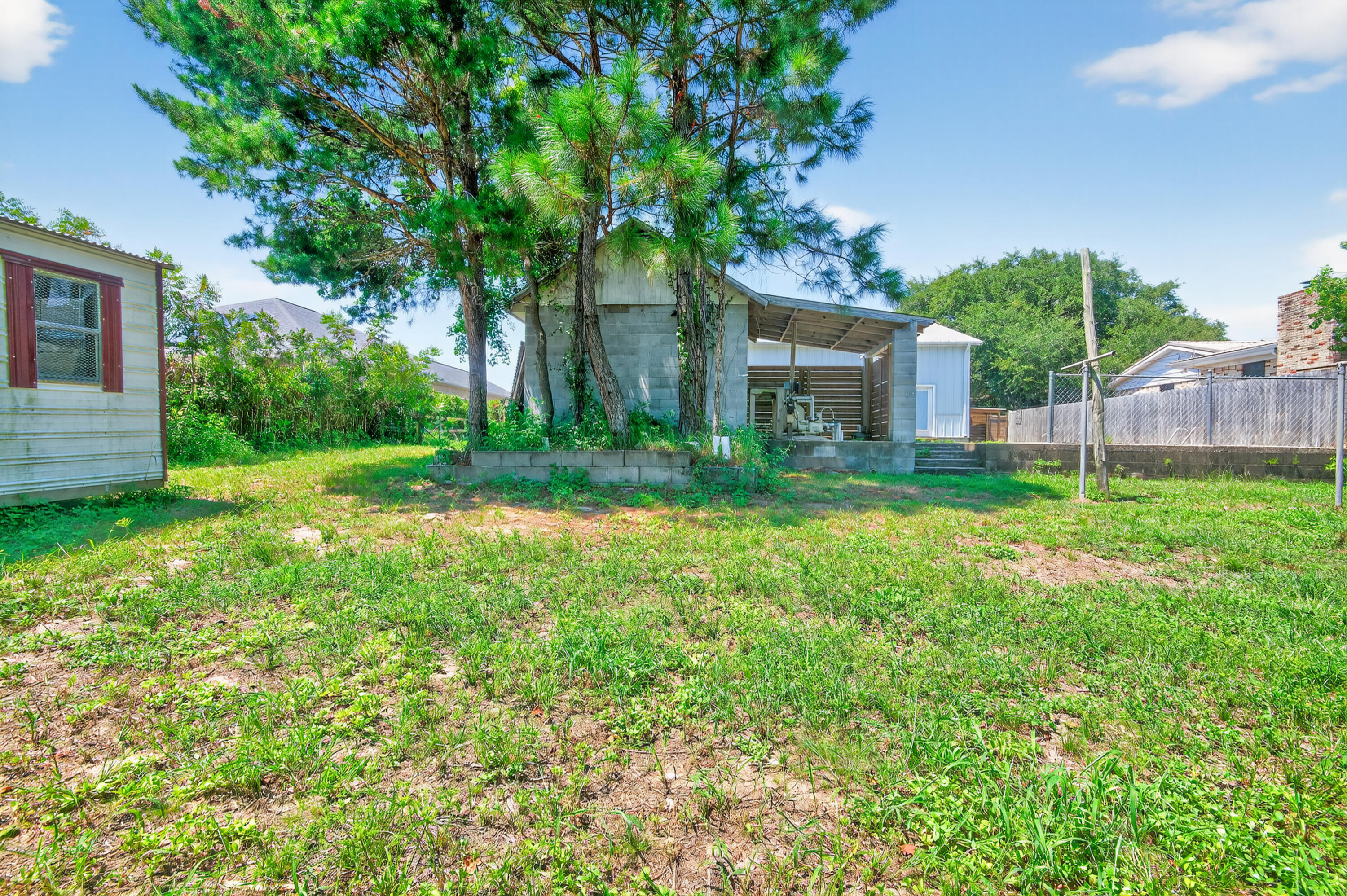 WYNNEHAVEN BEACH ESTATES - Residential