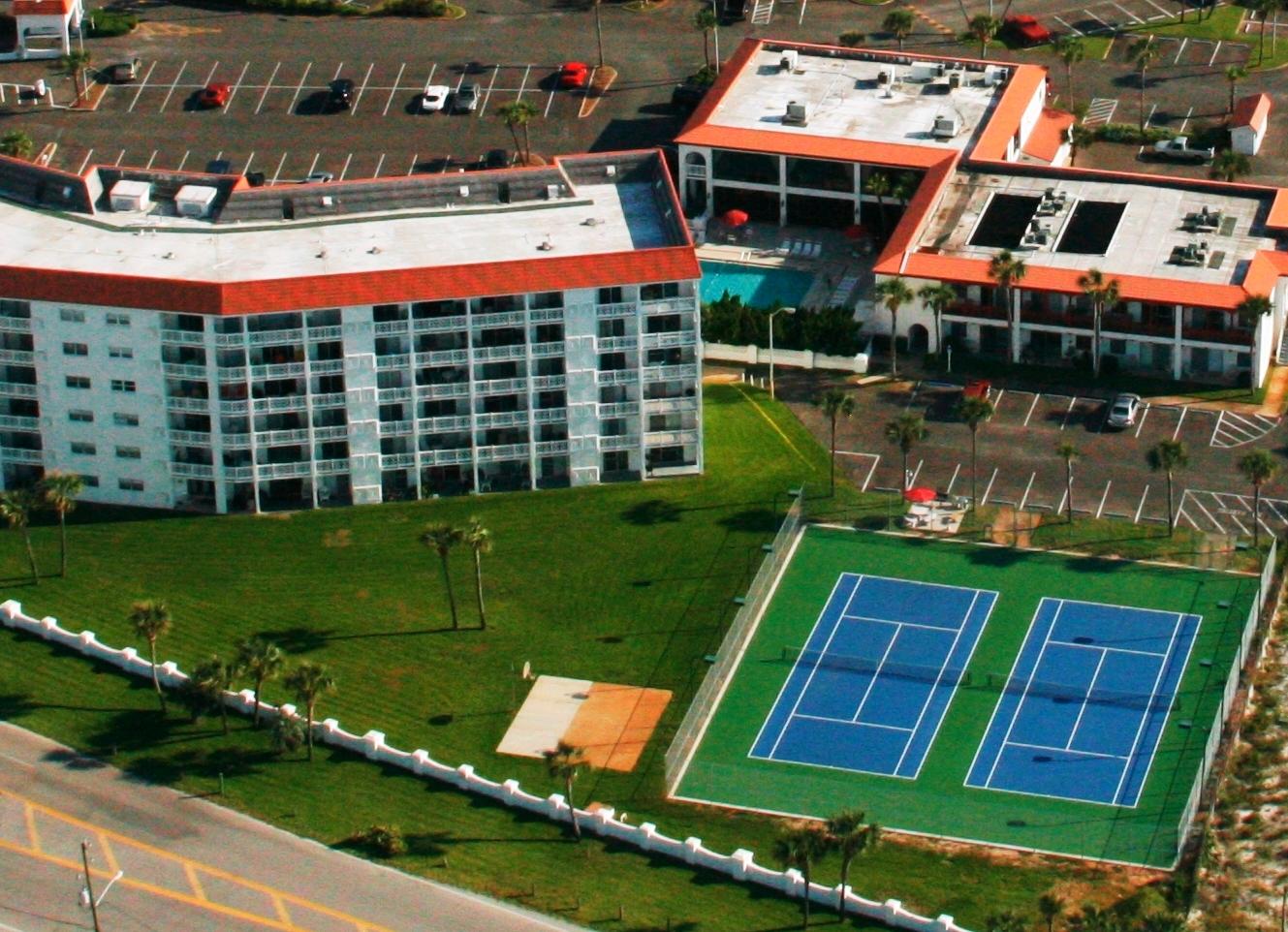 EL MATADOR CONDO - Residential