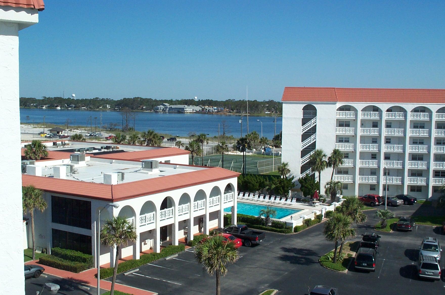 EL MATADOR CONDO - Residential