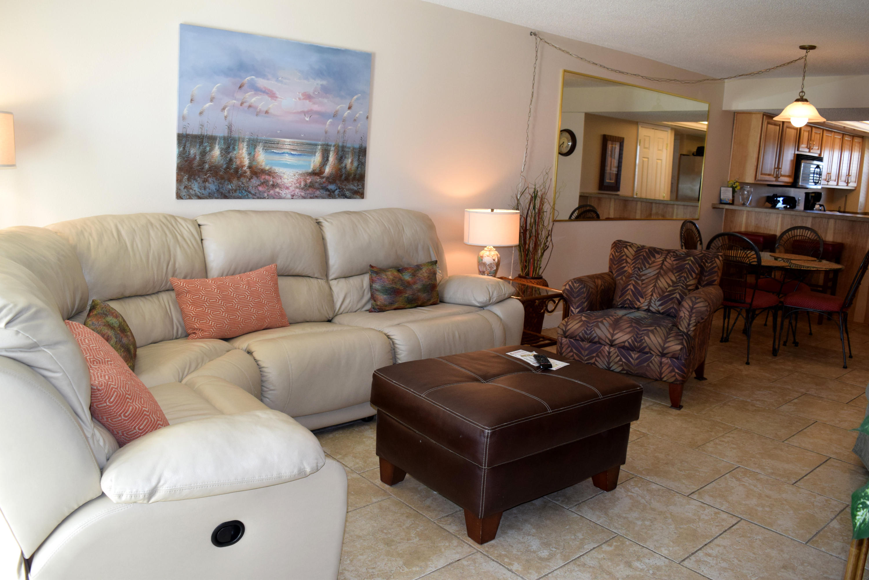 EL MATADOR CONDO - Residential