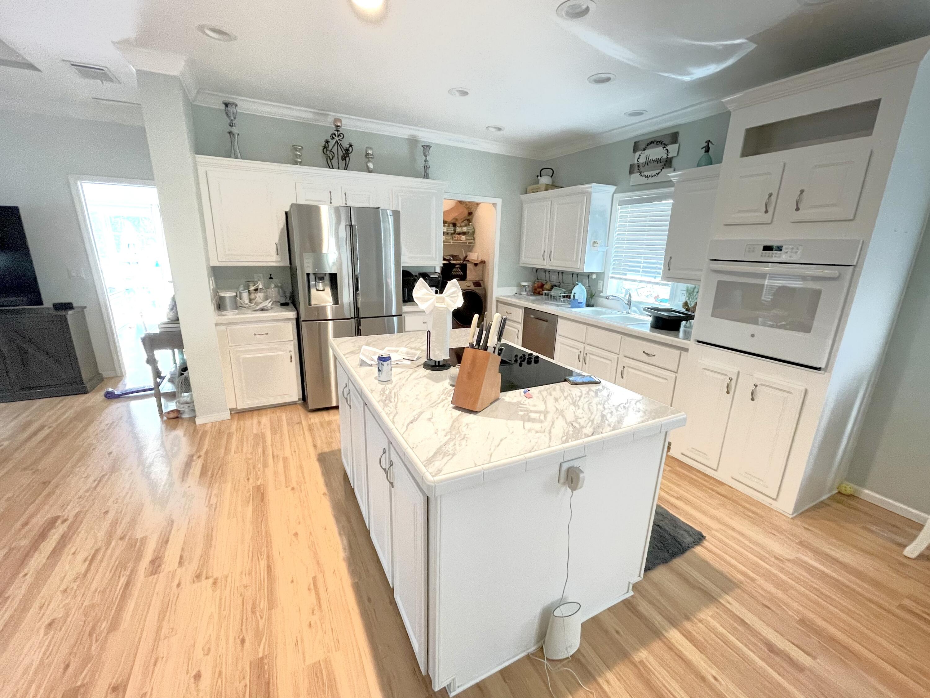 TOWN OF SANTA ROSA - Residential