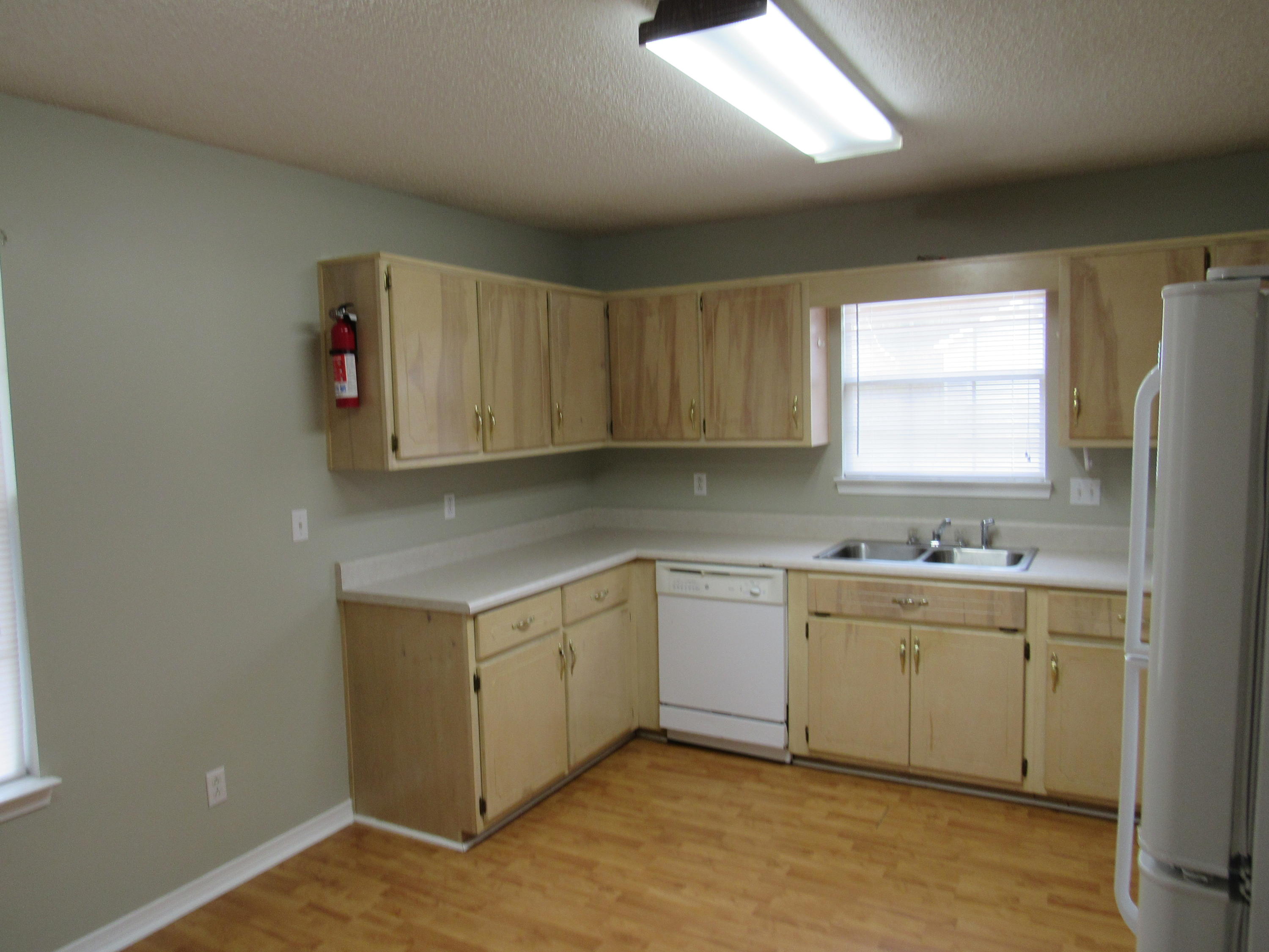 SOUTHWAY ESTATES - Residential Lease