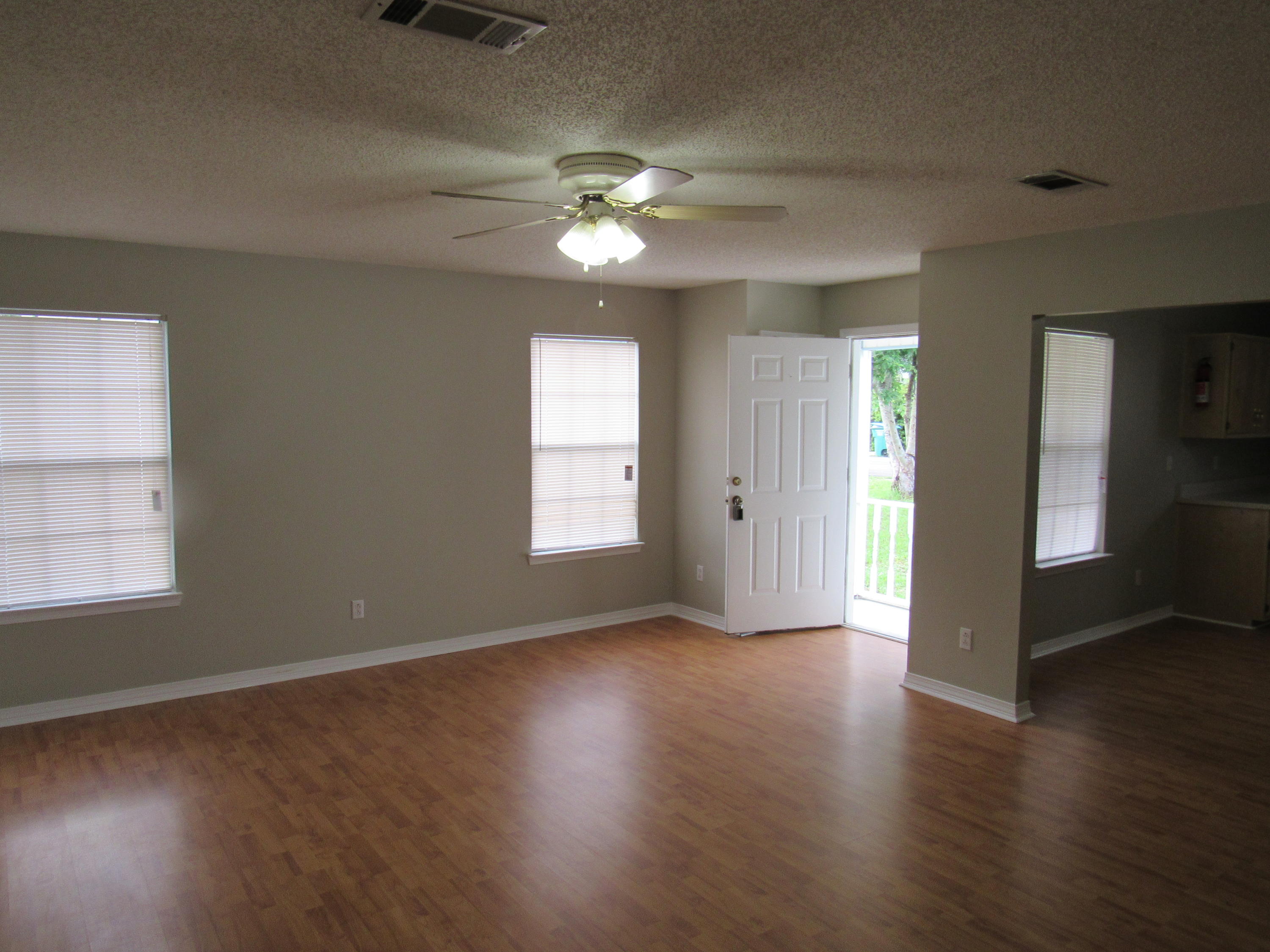 SOUTHWAY ESTATES - Residential Lease