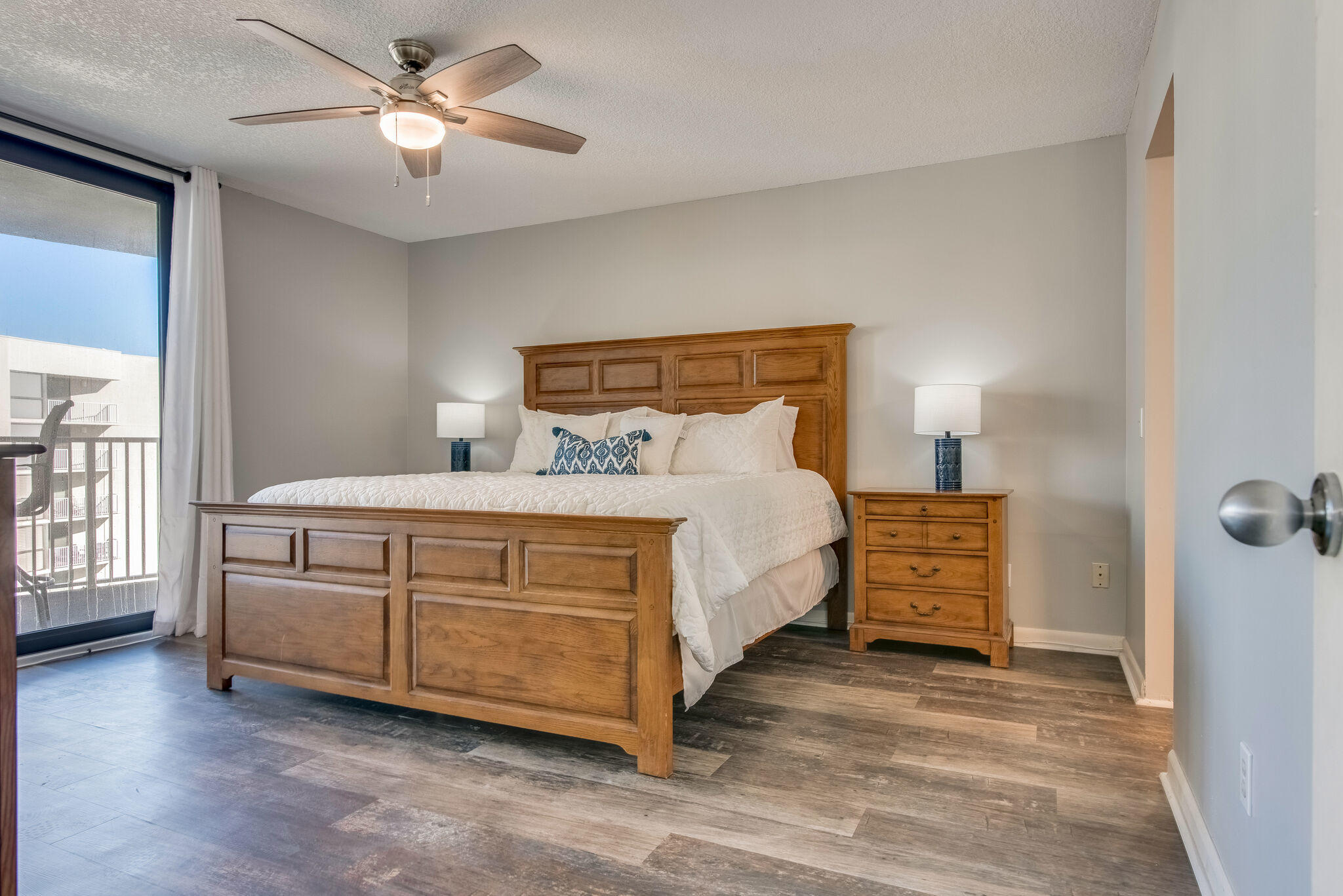MAINSAIL CONDO PH 5 - Residential