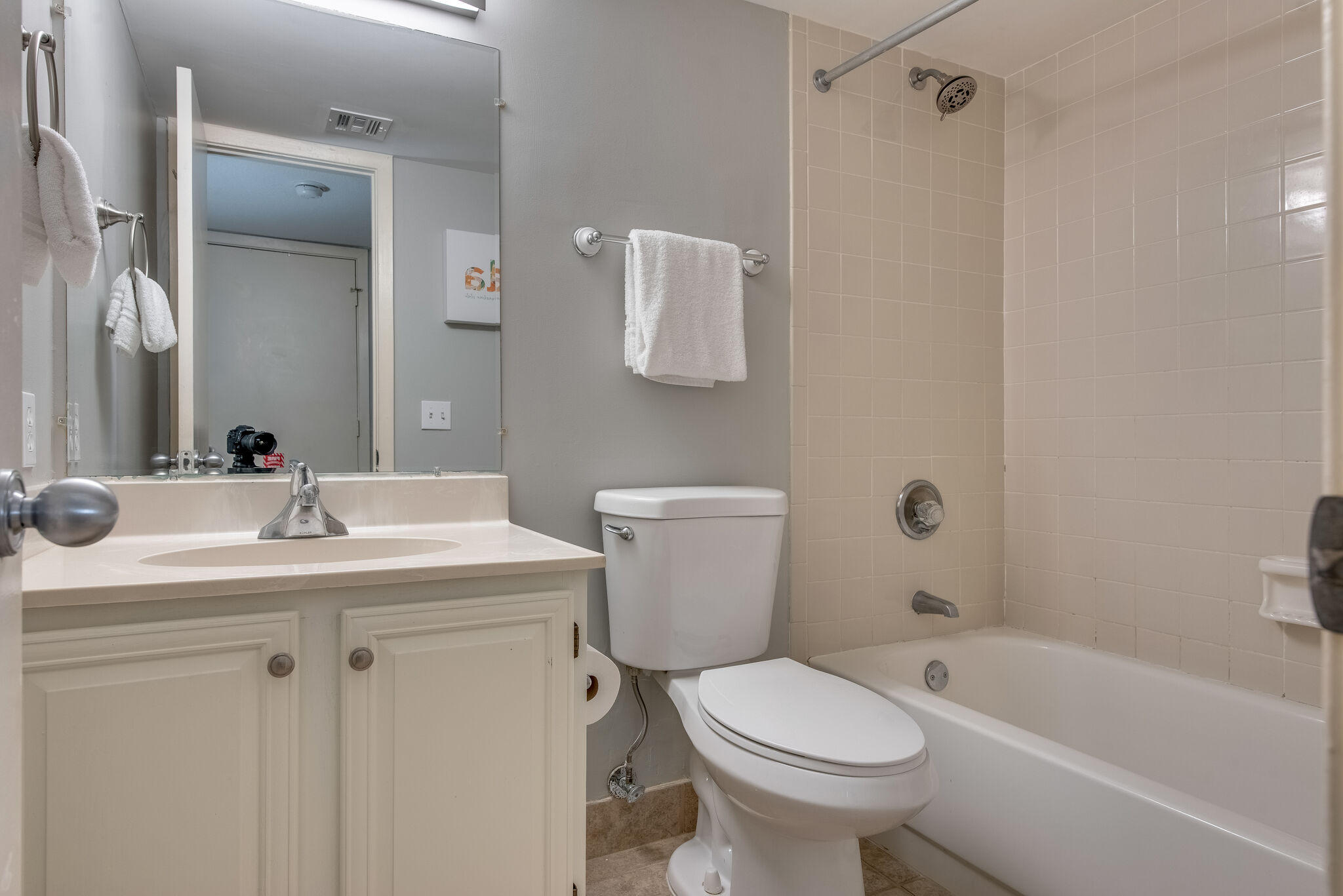 MAINSAIL CONDO PH 5 - Residential