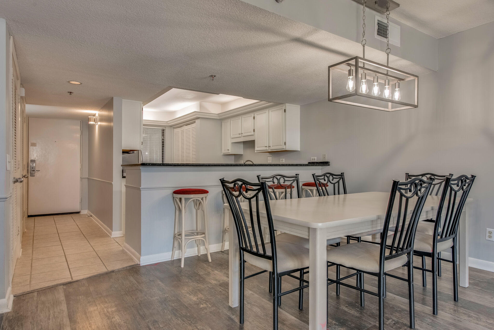 MAINSAIL CONDO PH 5 - Residential
