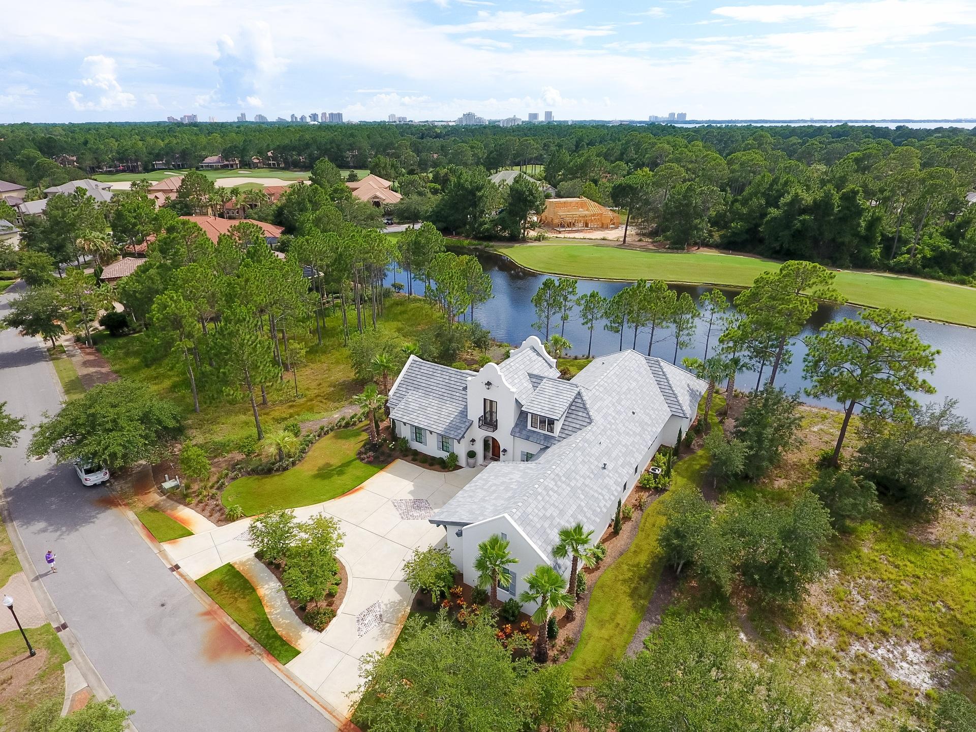 BURNT PINE - Residential