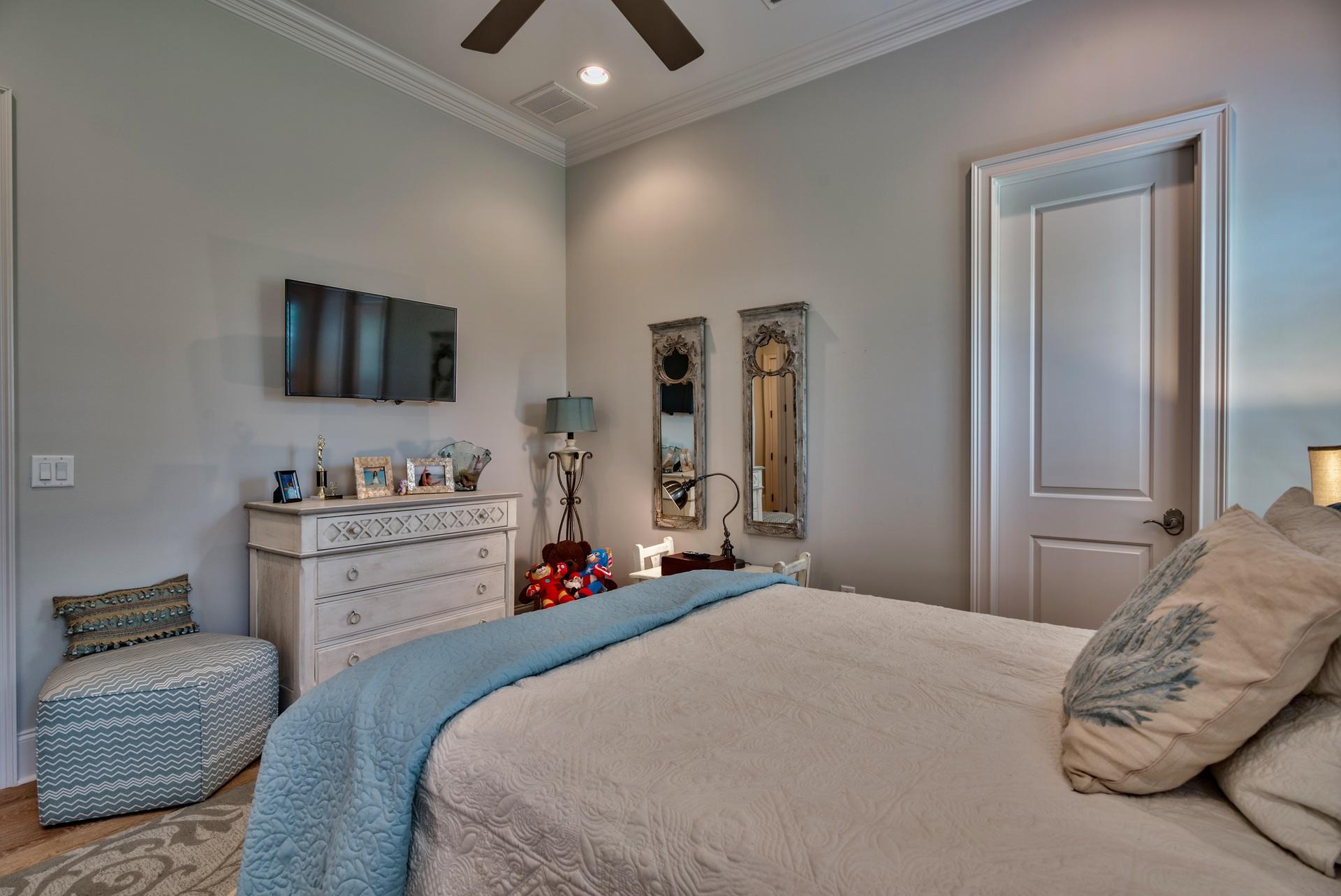 BURNT PINE - Residential