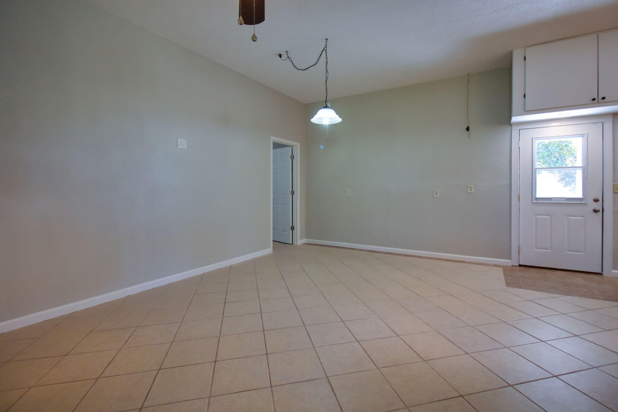 LAGNIAPPE BEACH - Residential Lease