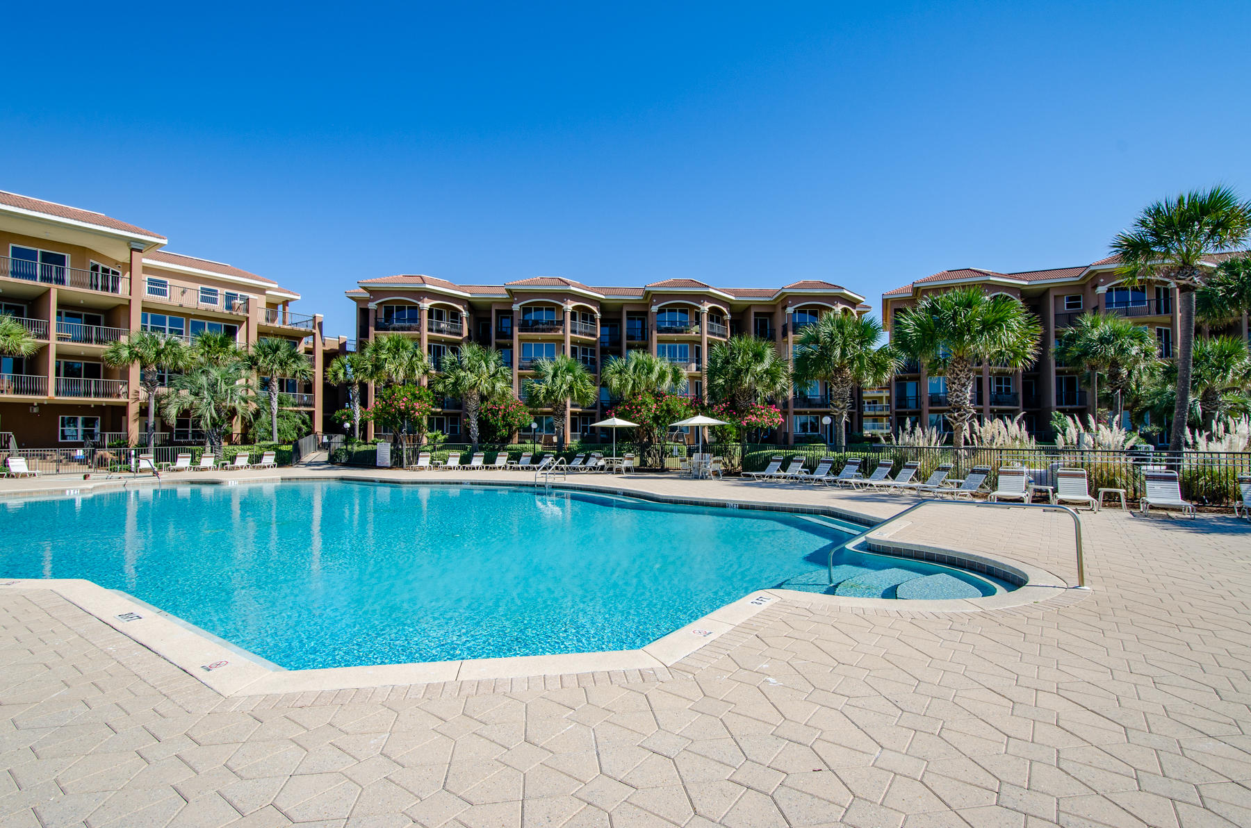 MEDITERRANEA - Residential