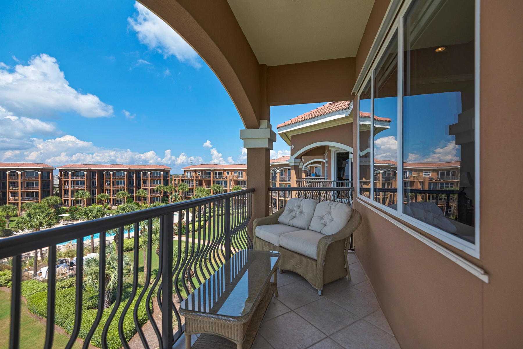 MEDITERRANEA - Residential