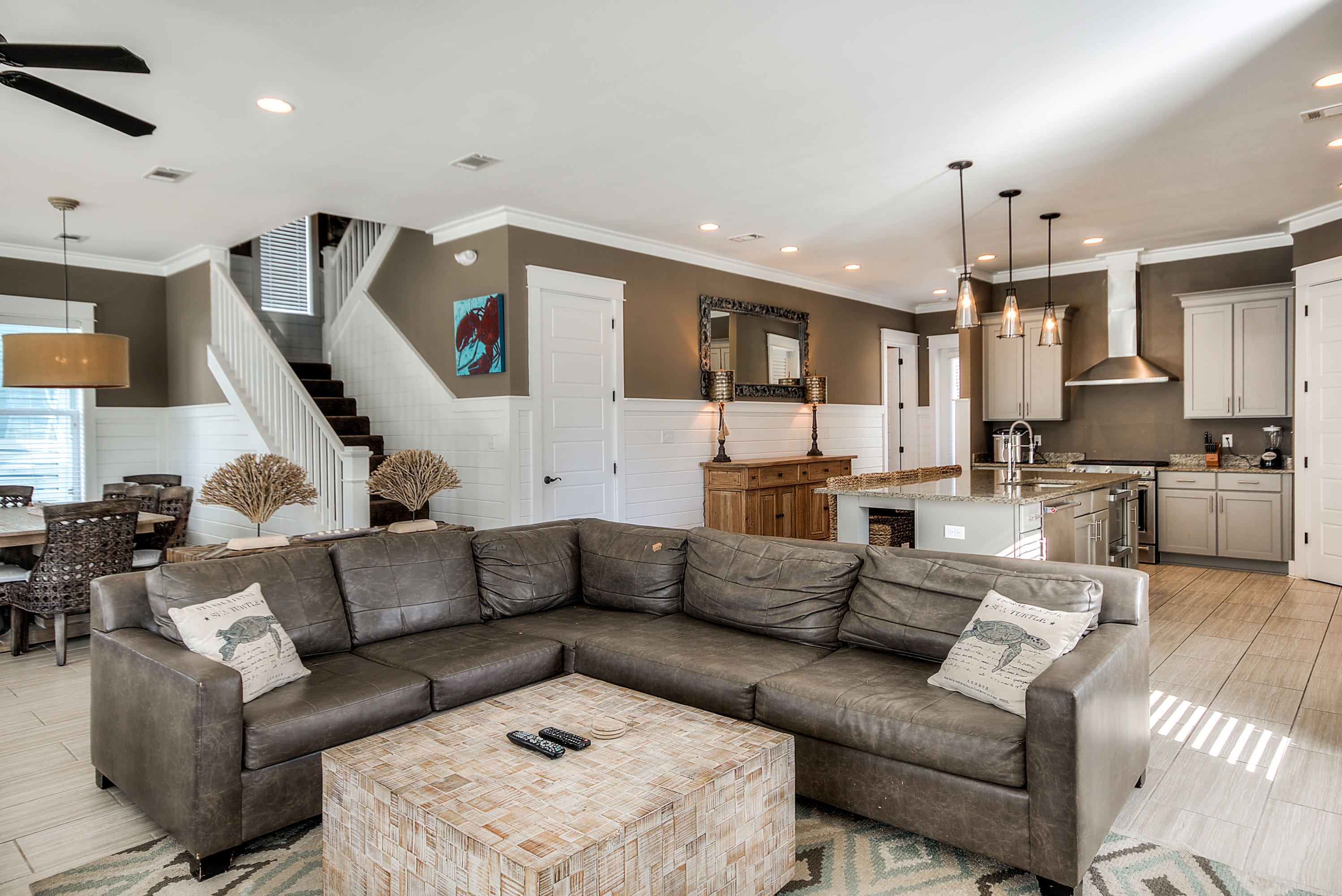 GULF SHORE MANOR - Residential