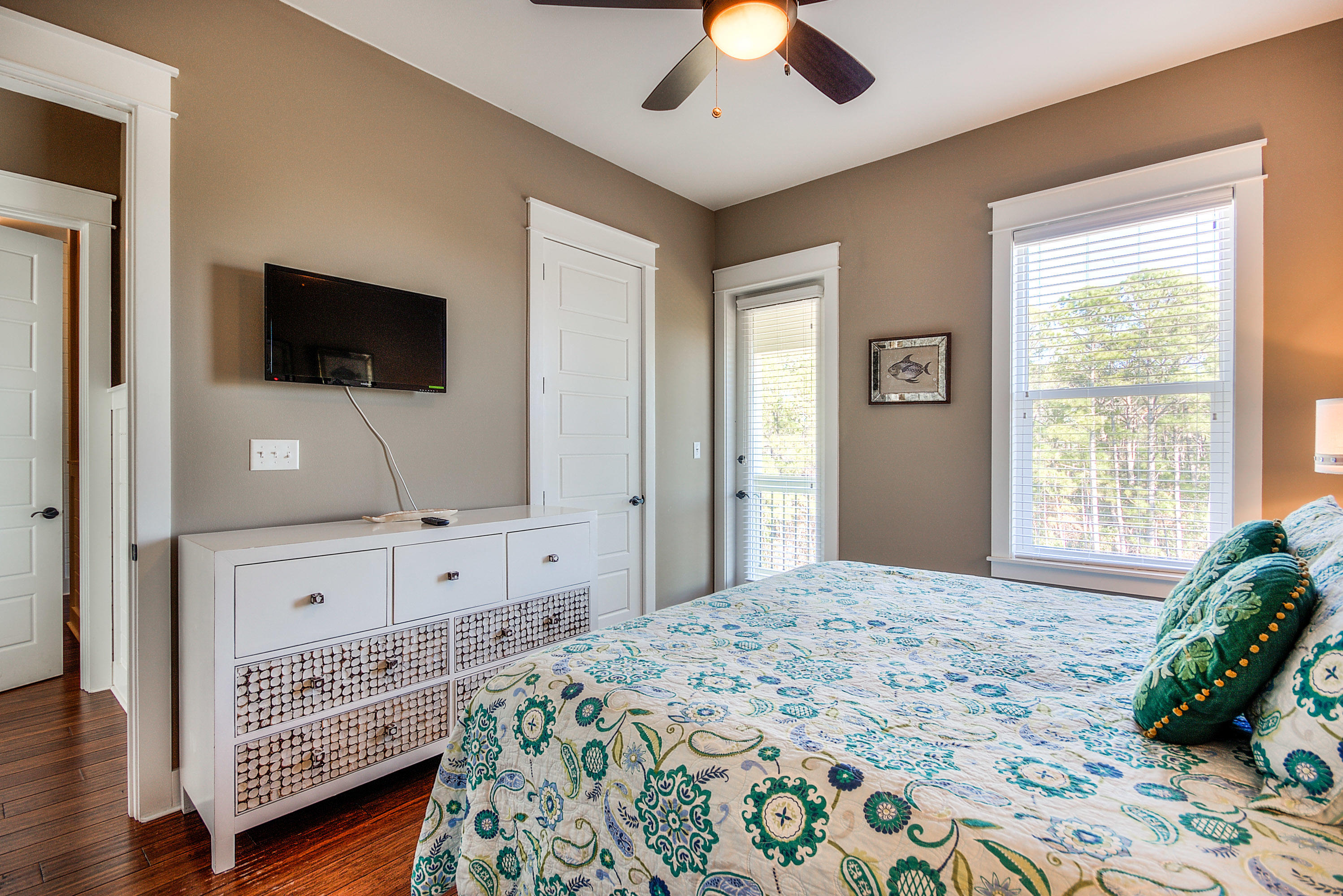 GULF SHORE MANOR - Residential