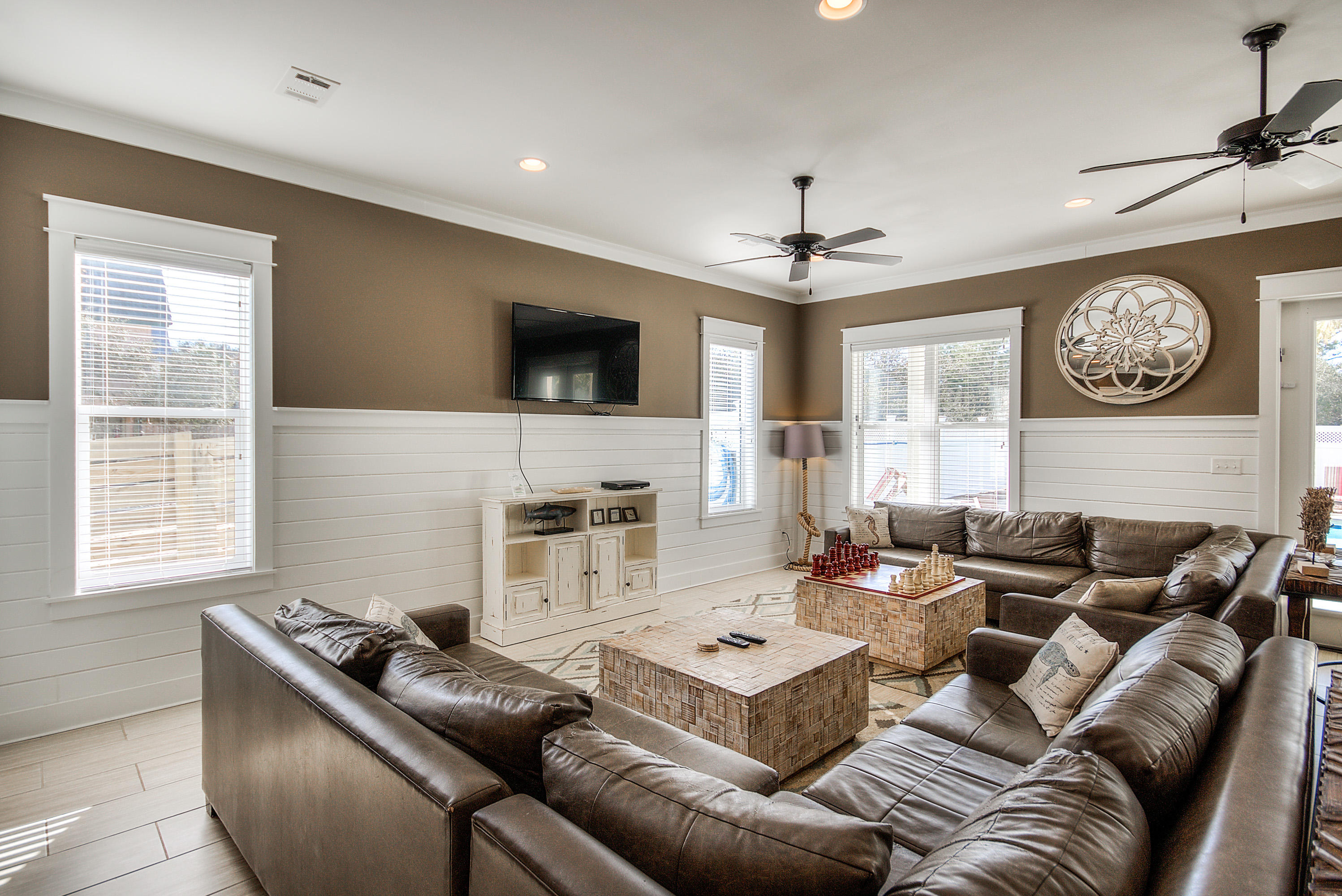 GULF SHORE MANOR - Residential
