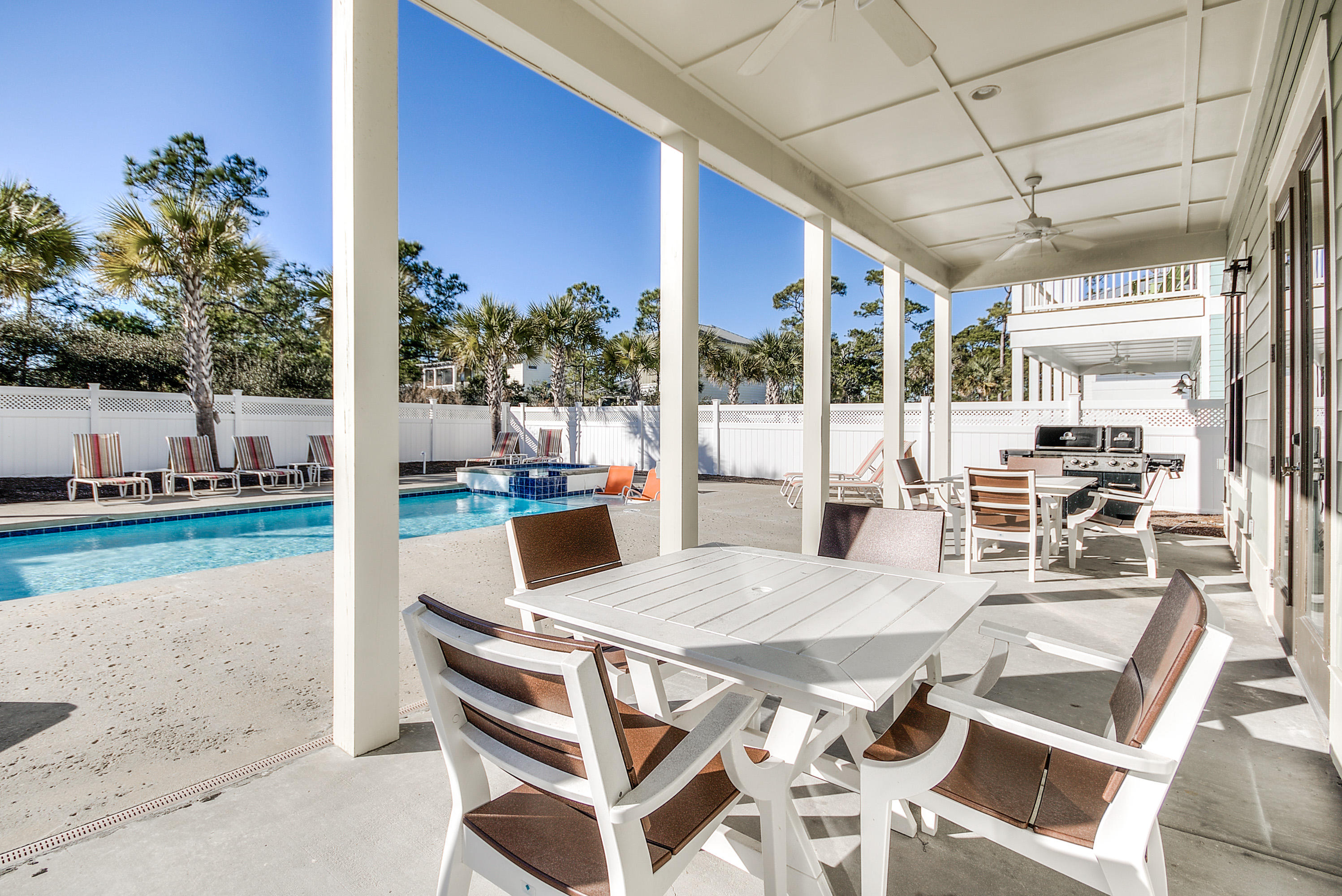 GULF SHORE MANOR - Residential