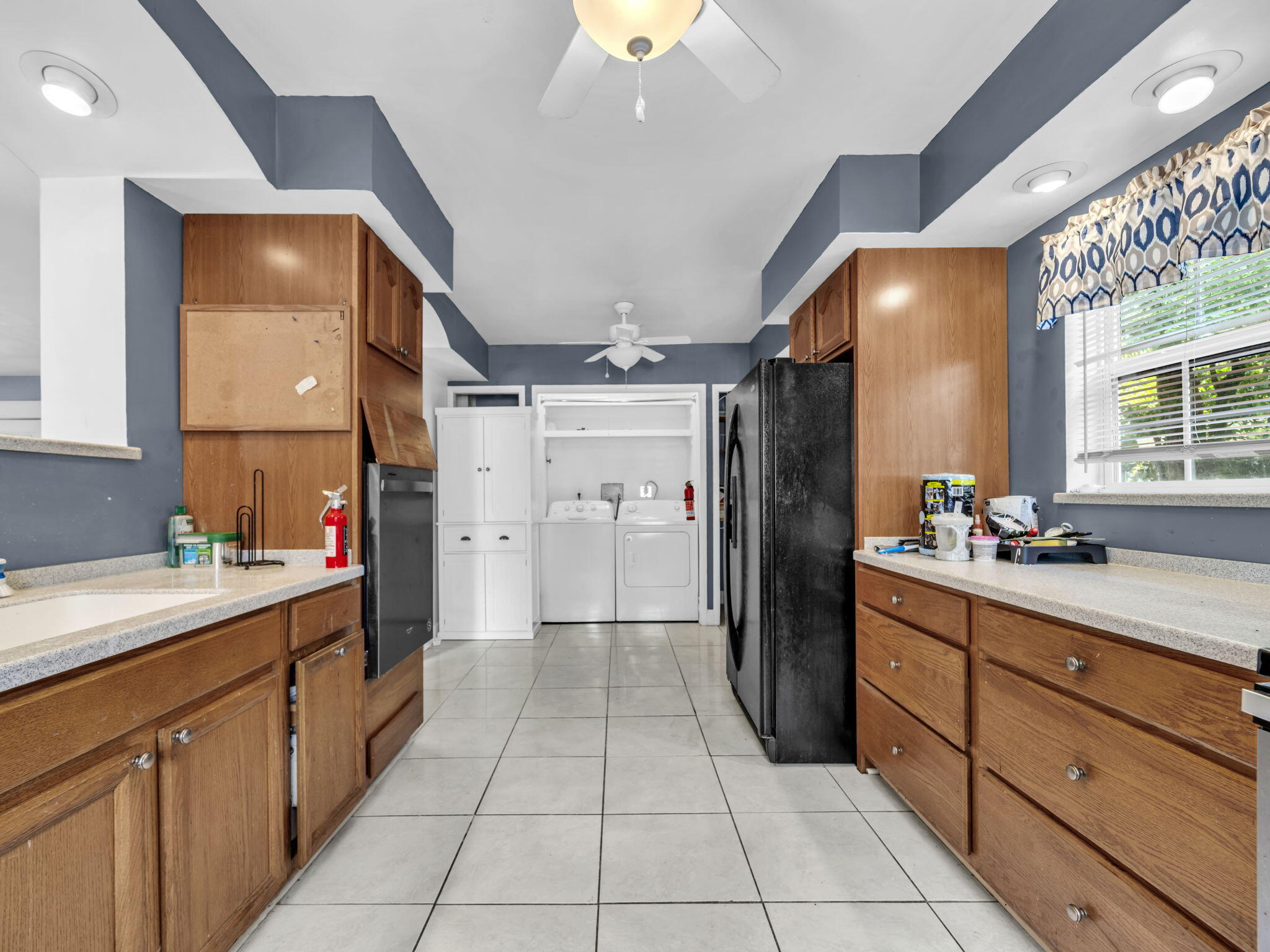 MID PINES S/D LOT 17 BLK A - Residential Lease