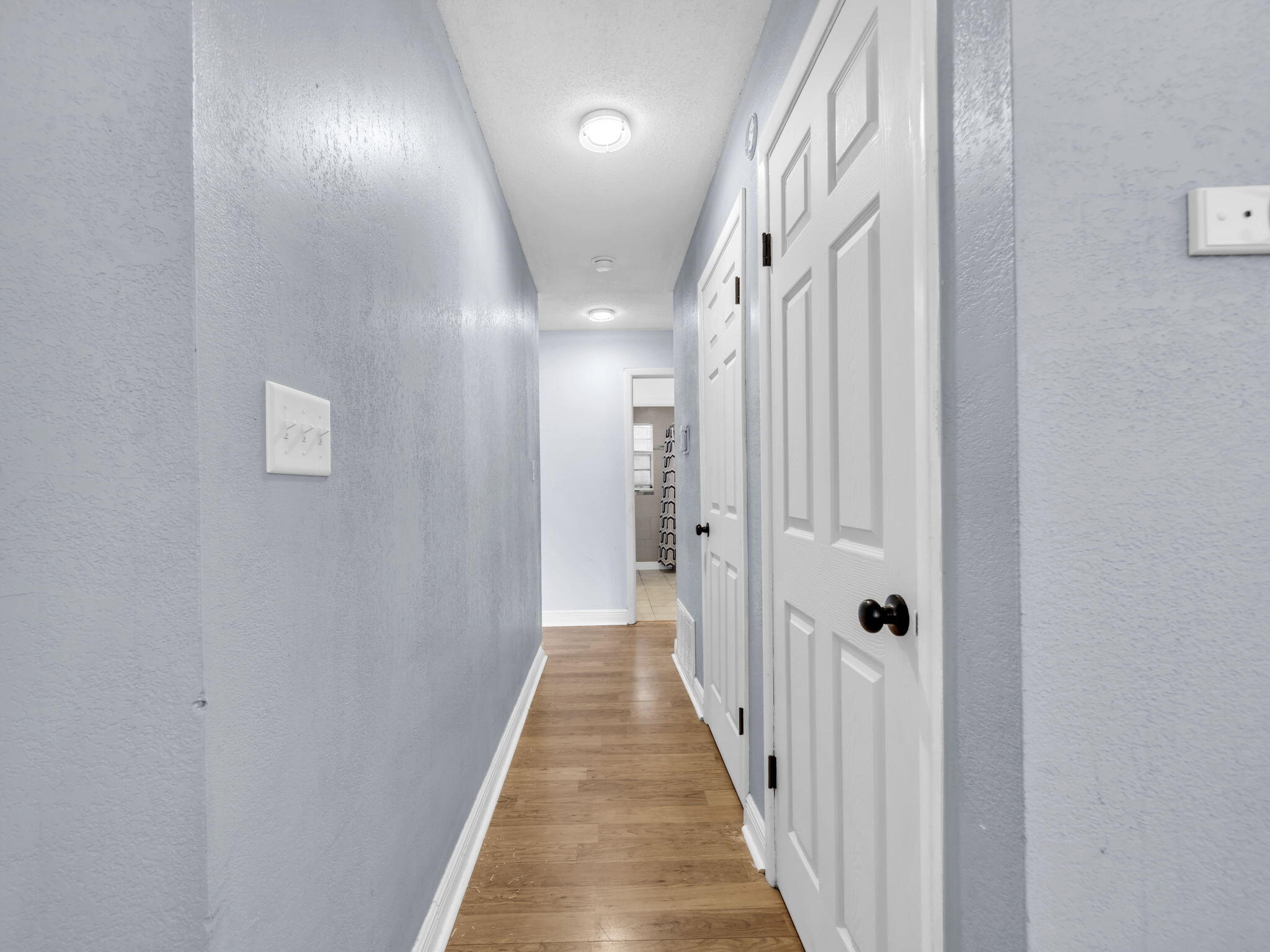 MID PINES S/D LOT 17 BLK A - Residential Lease