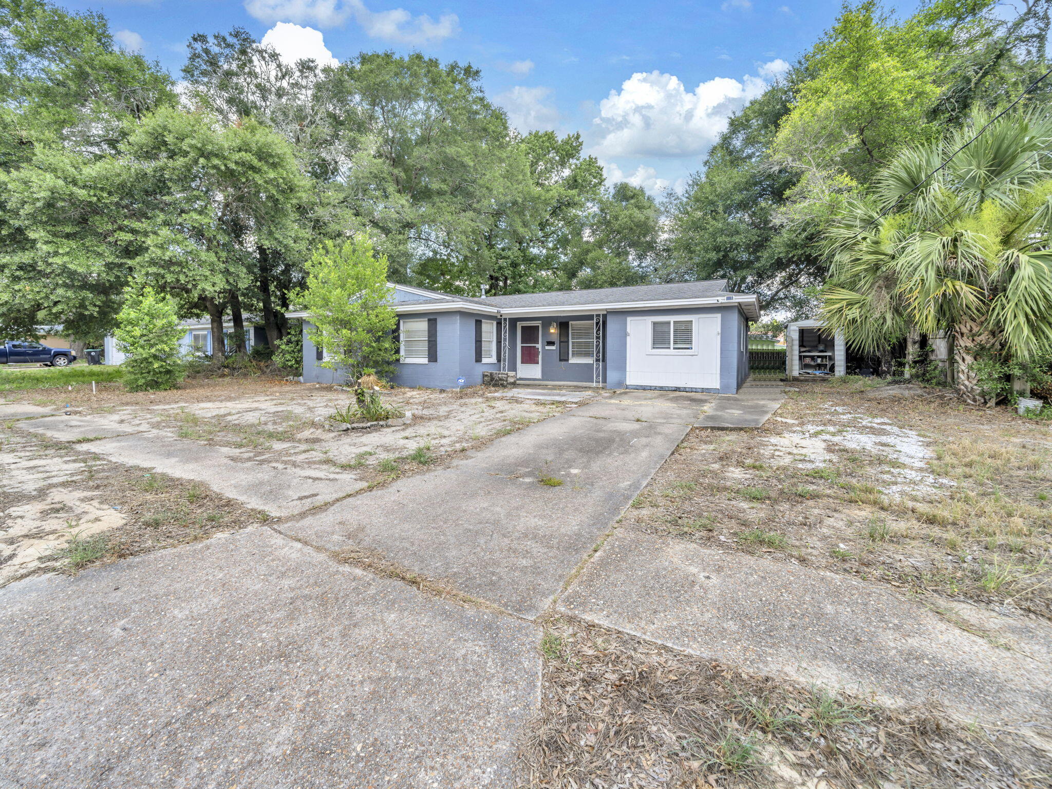 MID PINES S/D LOT 17 BLK A - Residential Lease