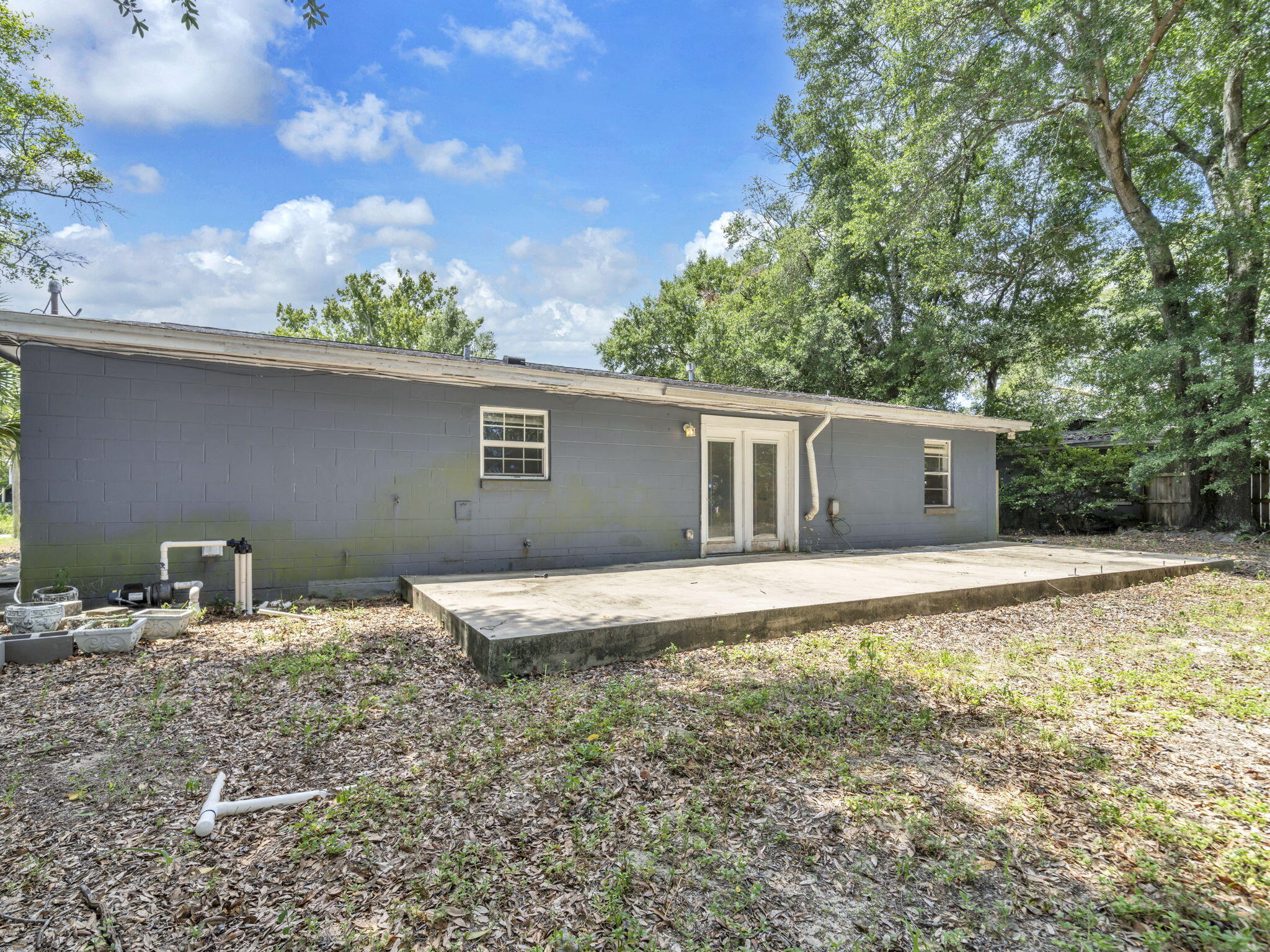MID PINES S/D LOT 17 BLK A - Residential Lease