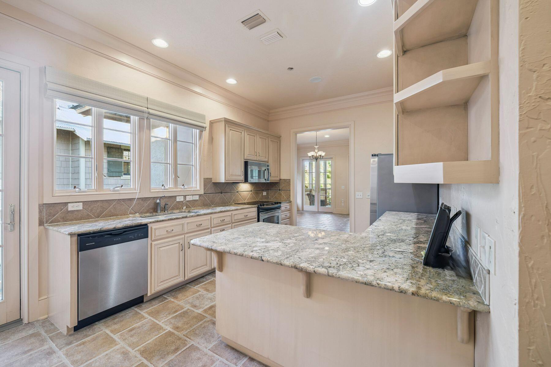 RETREAT THE - Residential