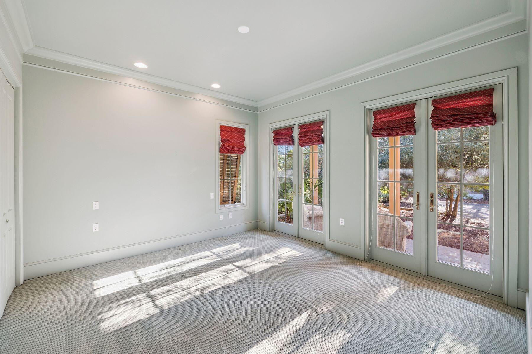 RETREAT THE - Residential