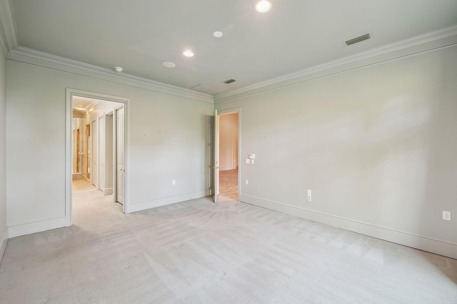 RETREAT THE - Residential