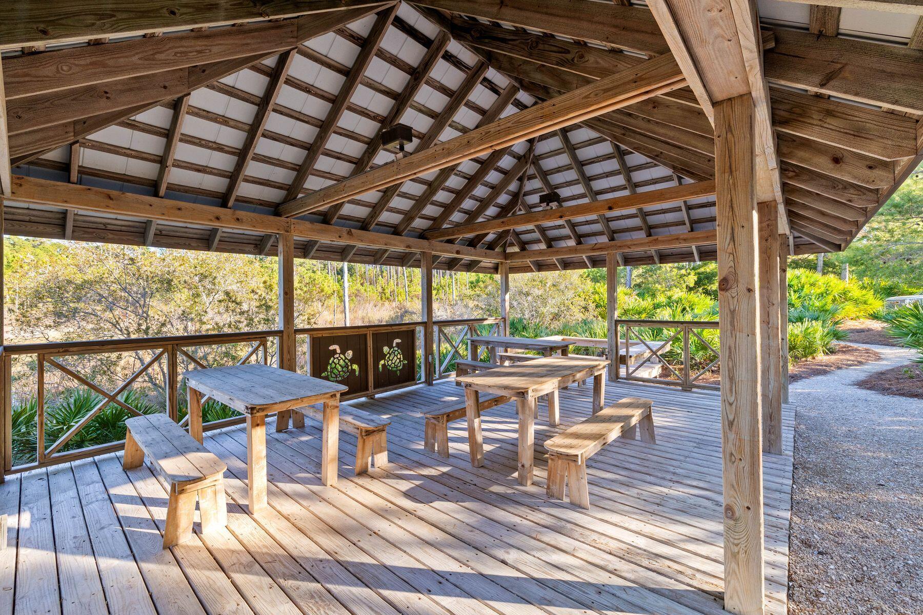 RETREAT THE - Residential