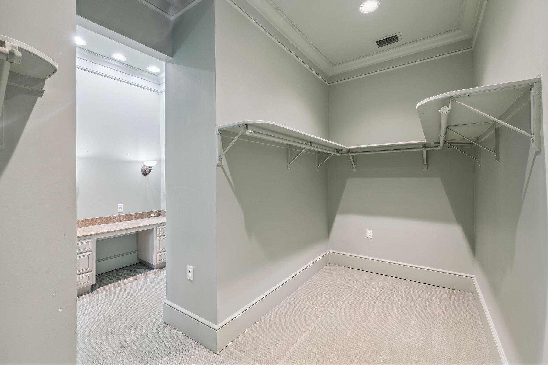 RETREAT THE - Residential