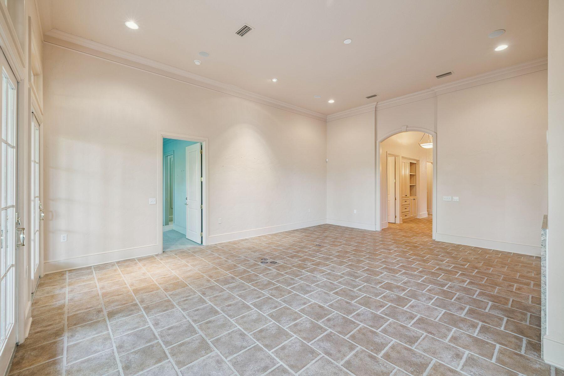 RETREAT THE - Residential