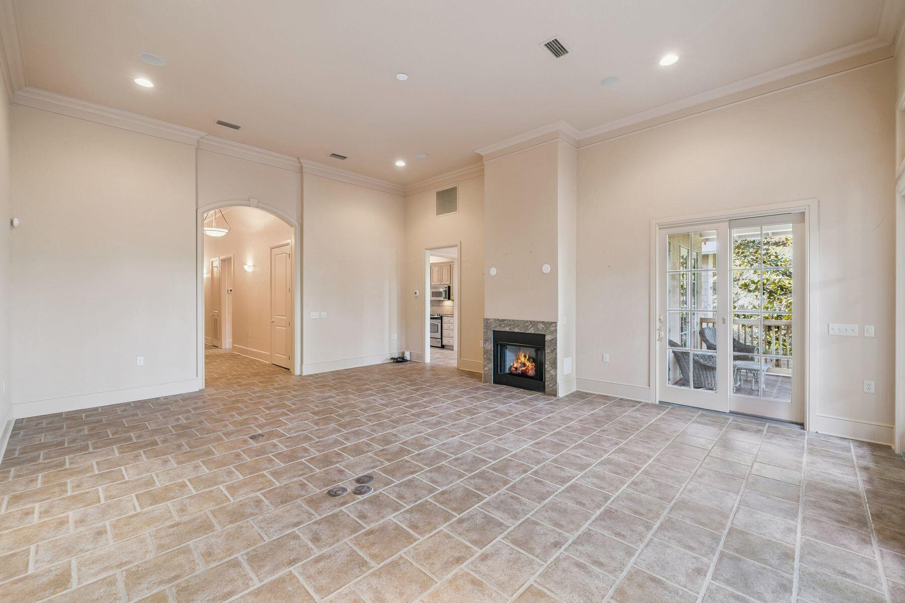 RETREAT THE - Residential