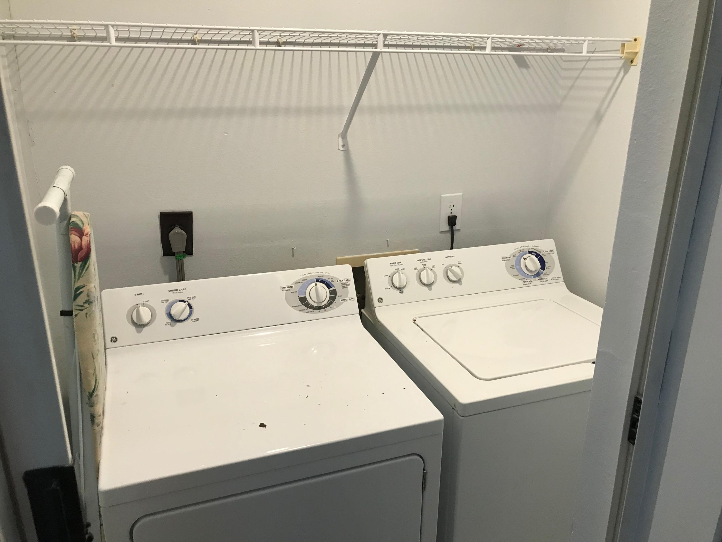 SANDPRINTS CONDO - Residential