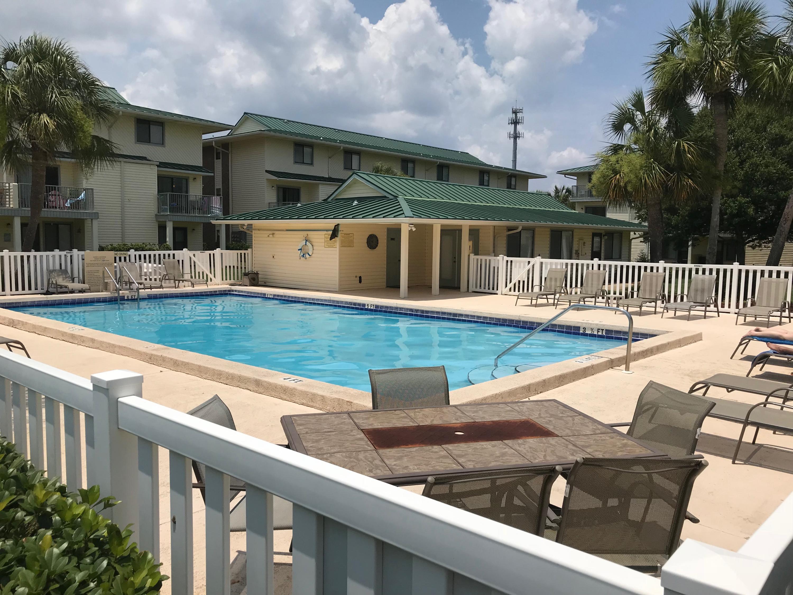 SANDPRINTS CONDO - Residential