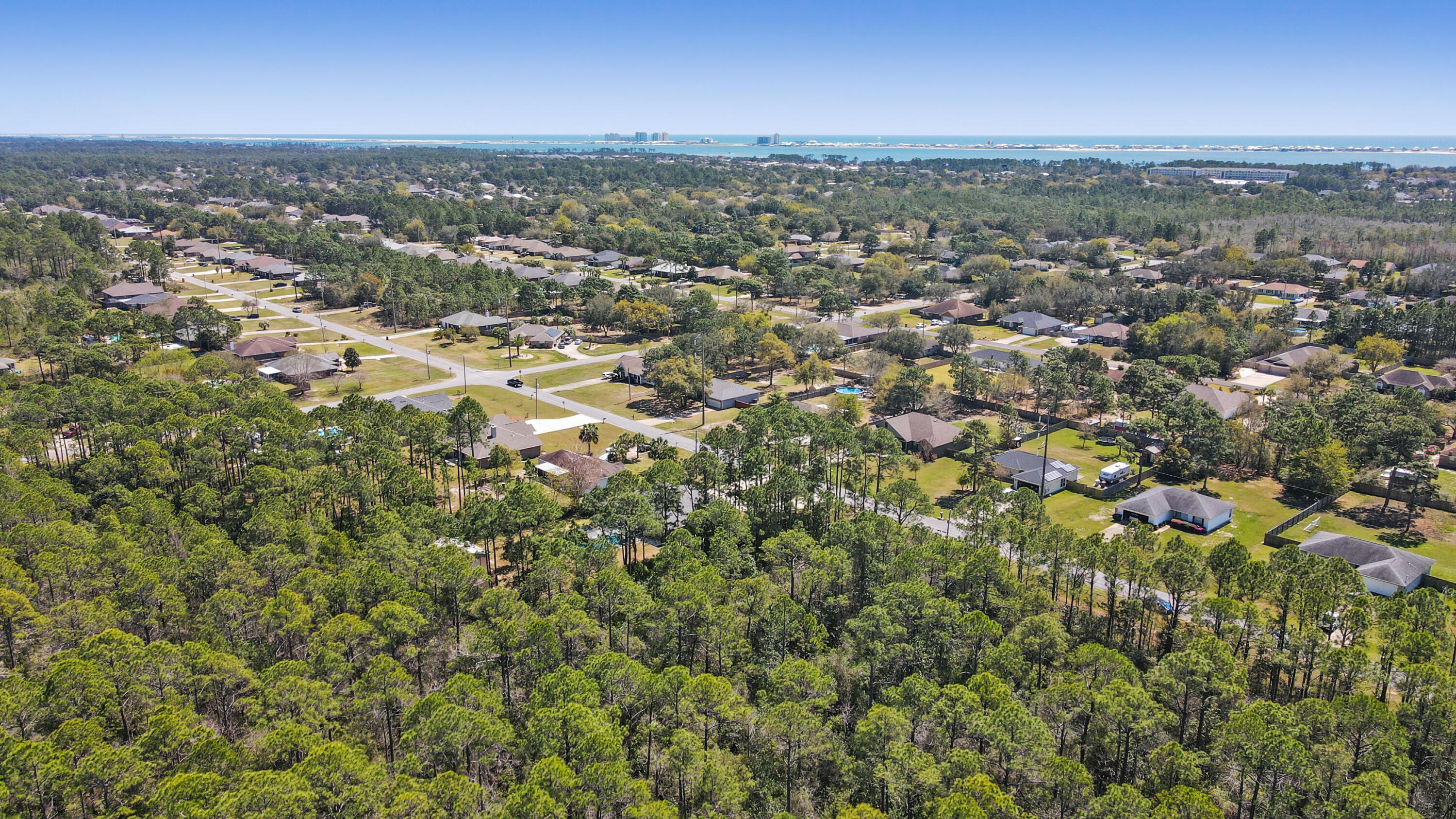 HOLLEY BY THE SEA - Land