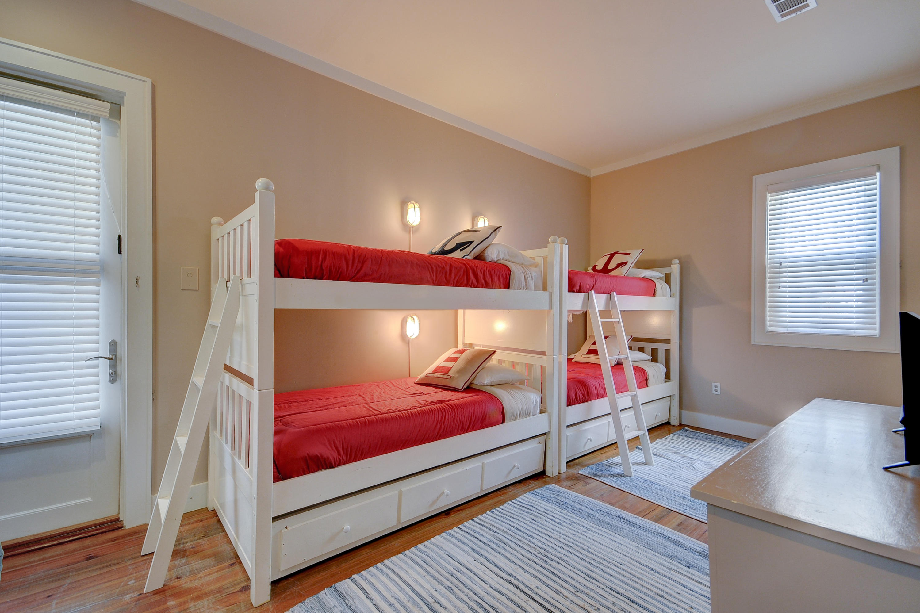 GRAYTON BEACH - Residential