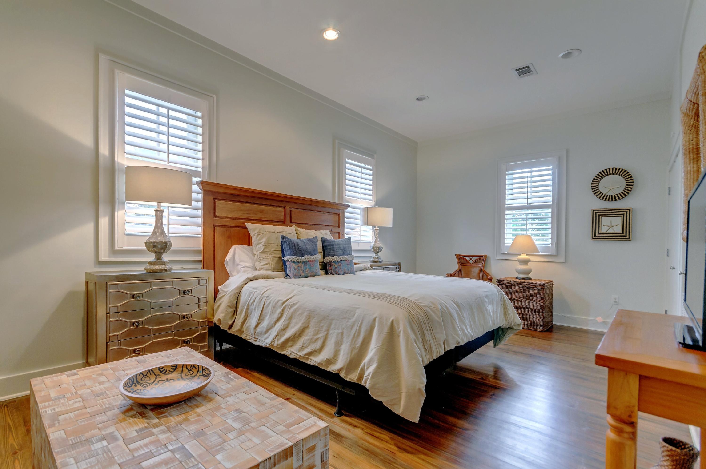 GRAYTON BEACH - Residential