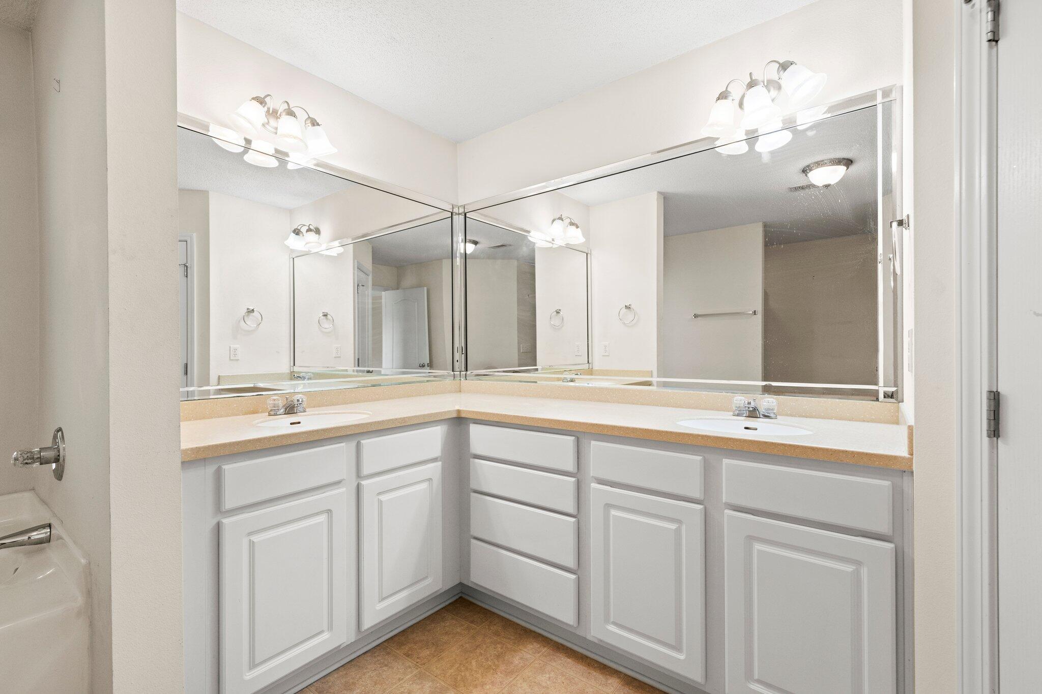 Arbor Ridge - Residential