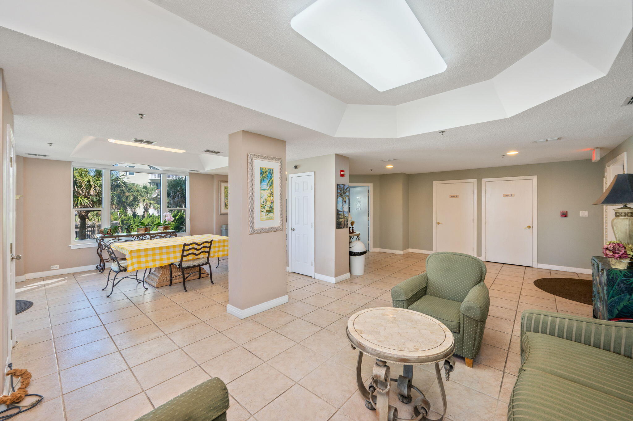 BEACH COLONY RESORT - Residential