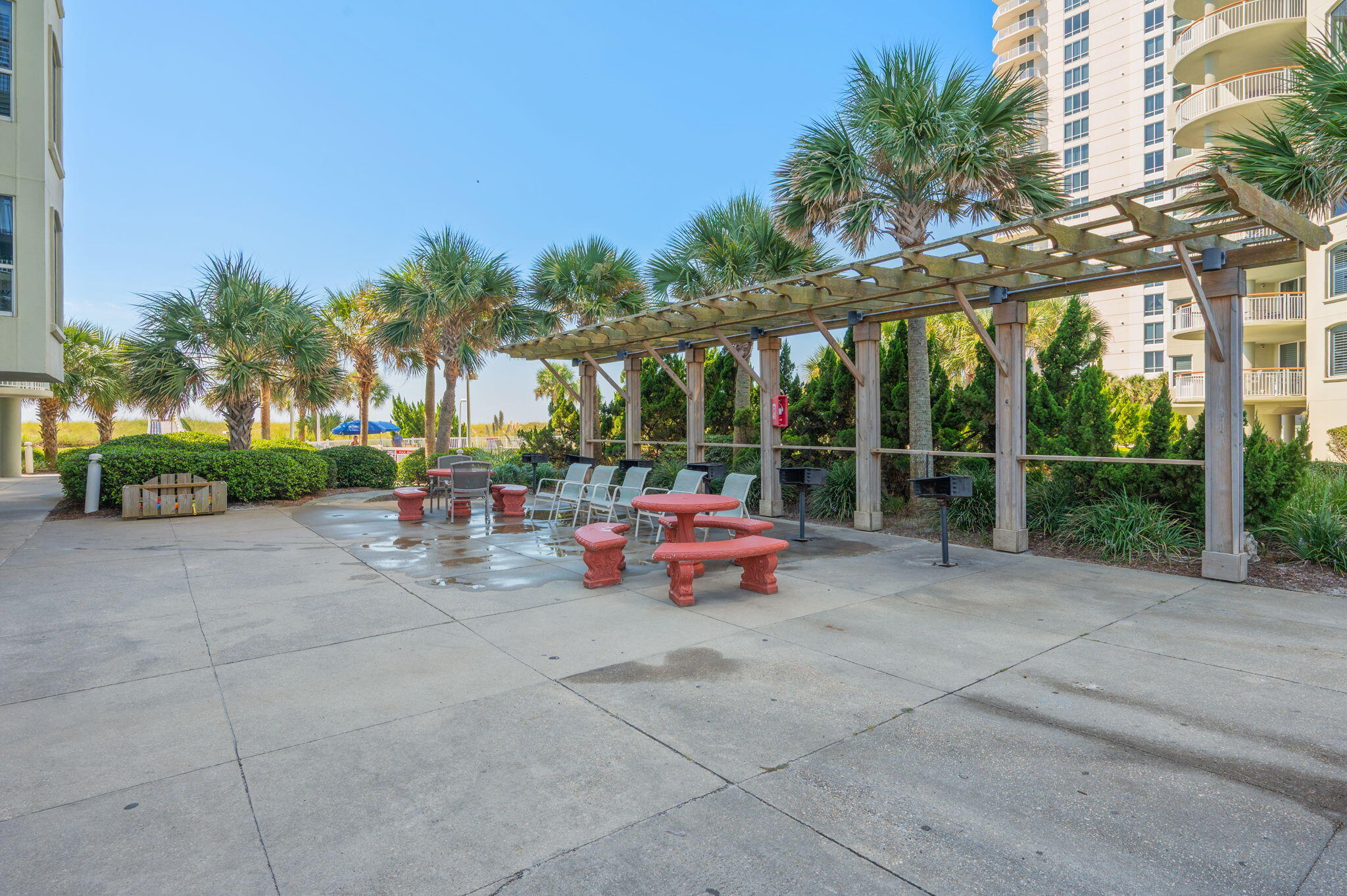 BEACH COLONY RESORT - Residential