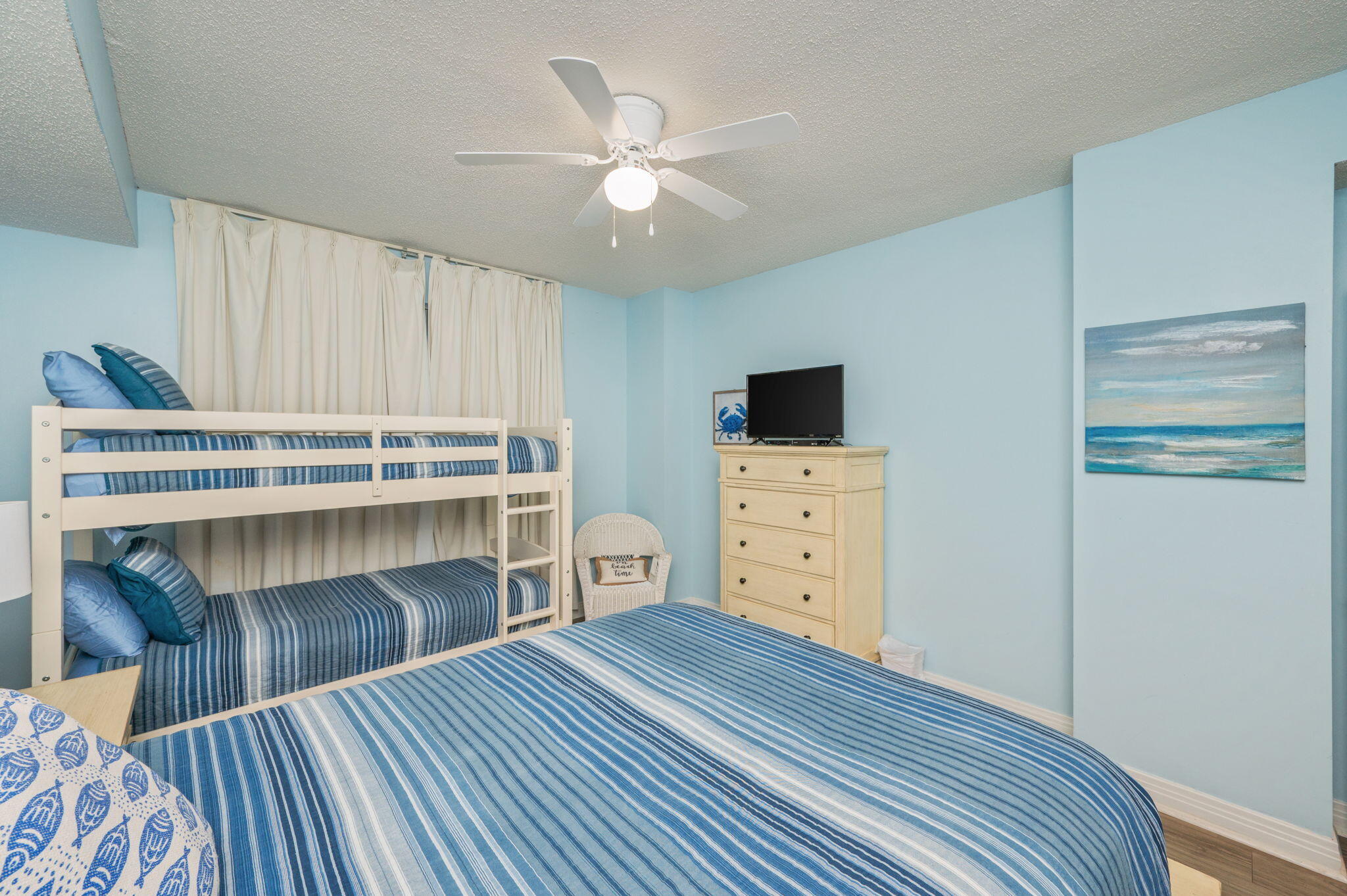 BEACH COLONY RESORT - Residential