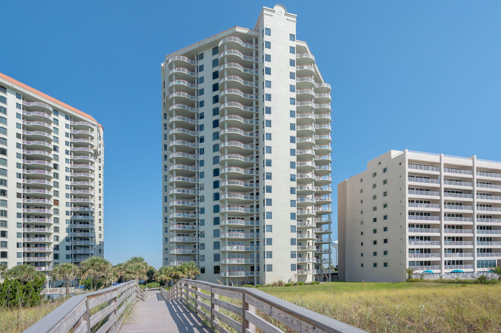 BEACH COLONY RESORT - Residential