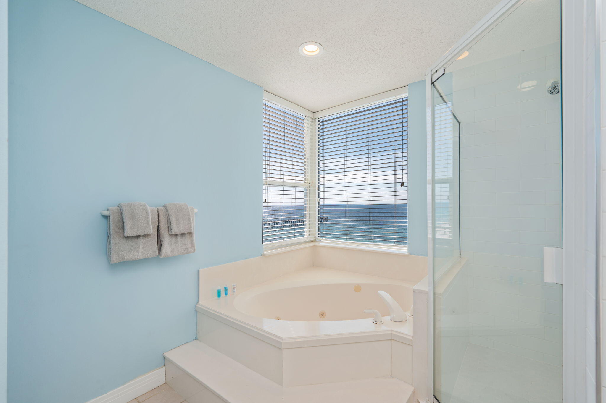 BEACH COLONY RESORT - Residential