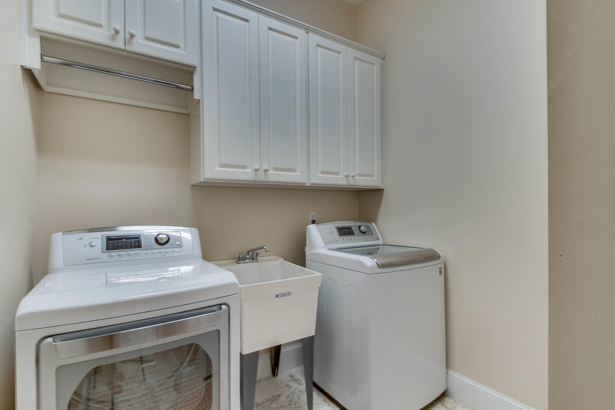 FOUNTAINS AT SANDESTIN - Residential