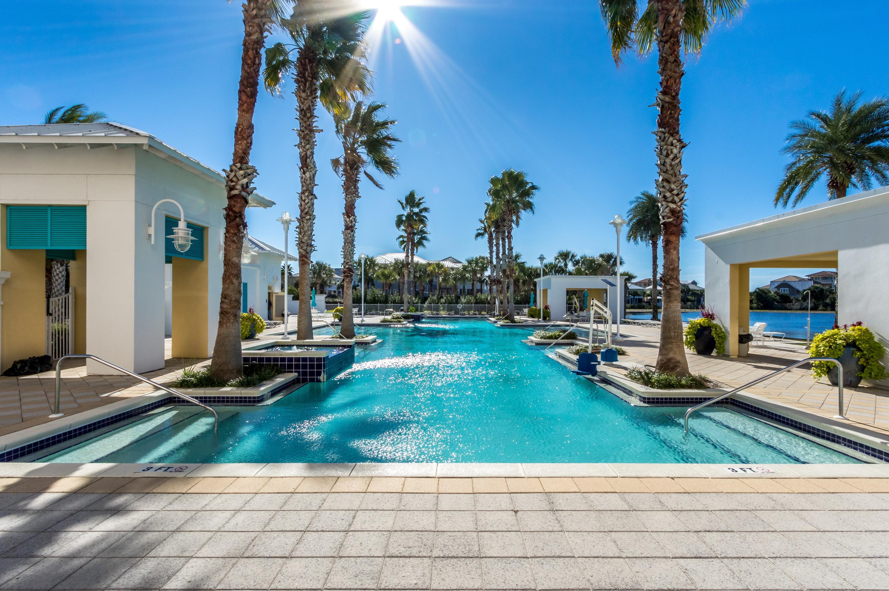 Carillon Beach Inn - Residential