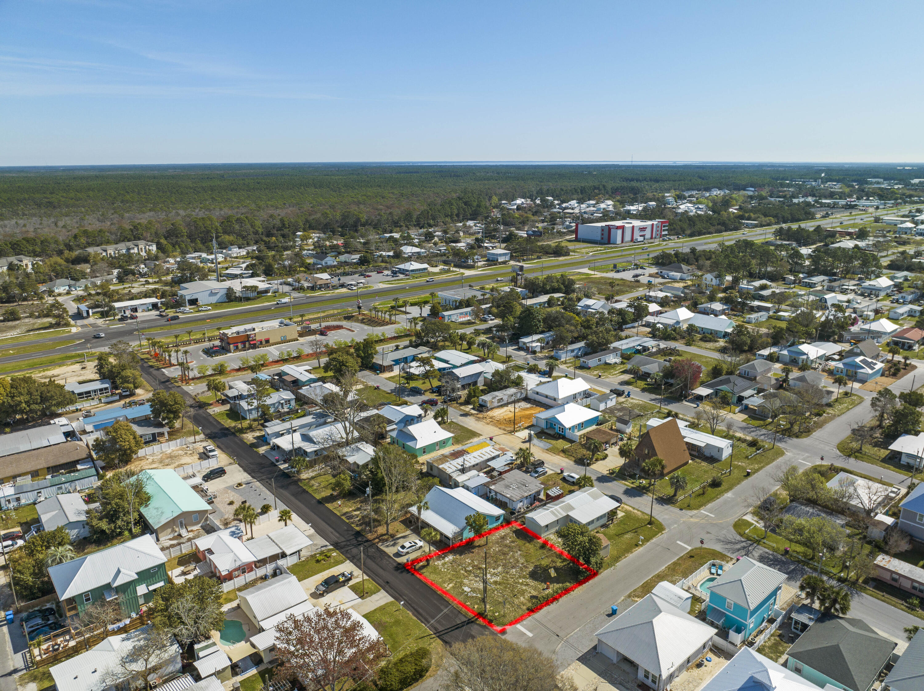 LAGUNA BEACH ESTATES - Land