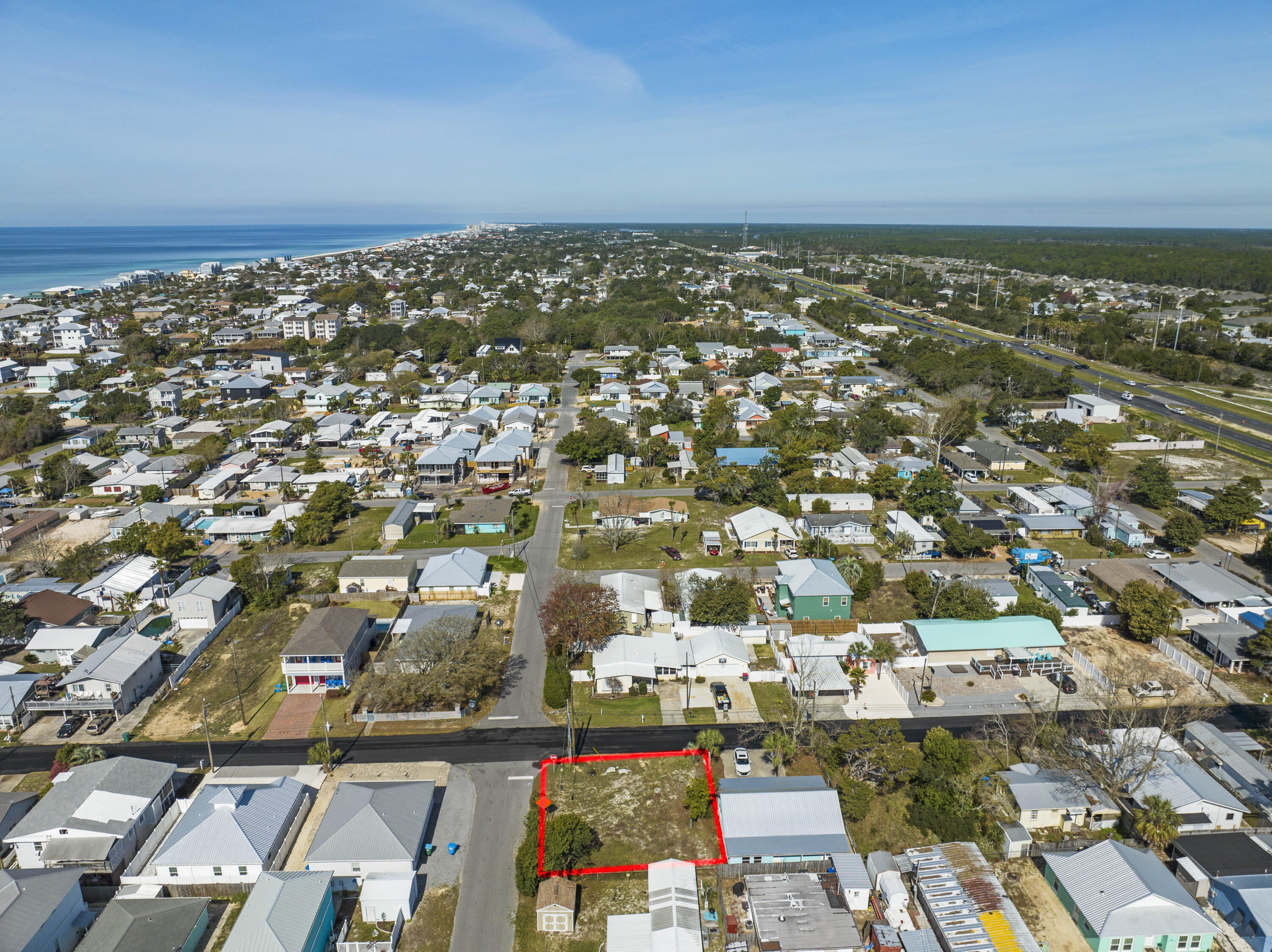 LAGUNA BEACH ESTATES - Land