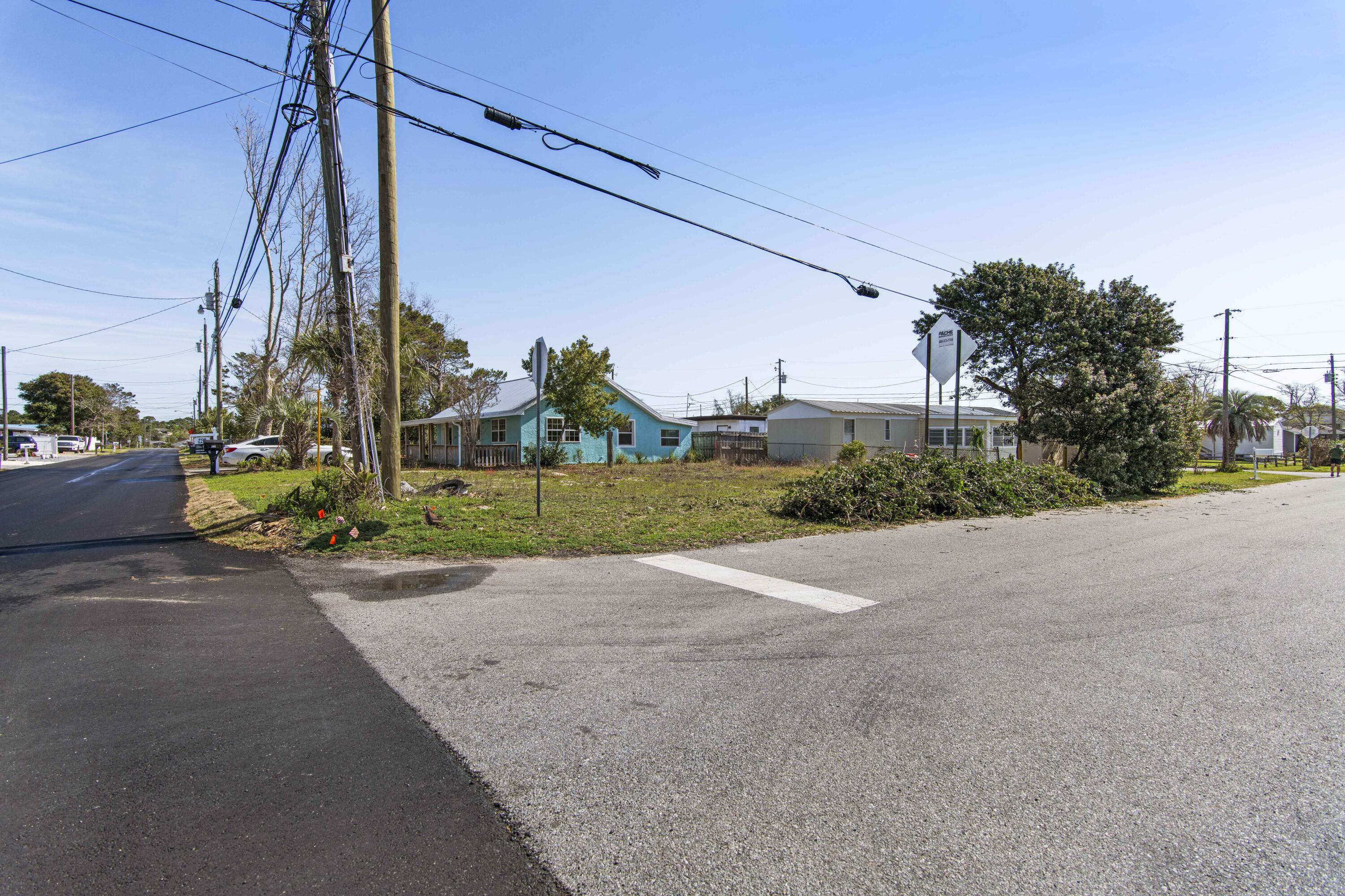 LAGUNA BEACH ESTATES - Land