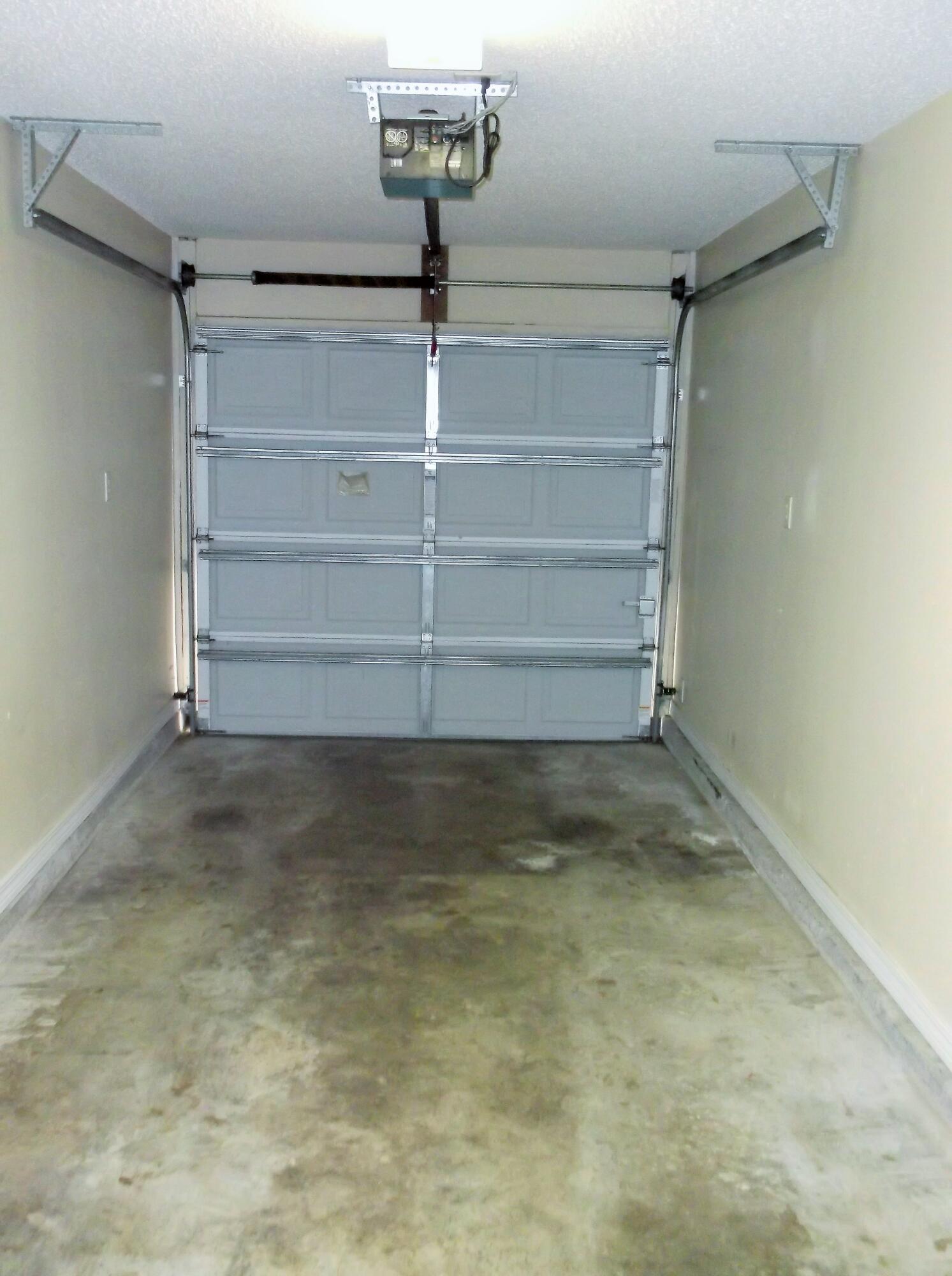 OAK PARK TOWNHOMES - Residential