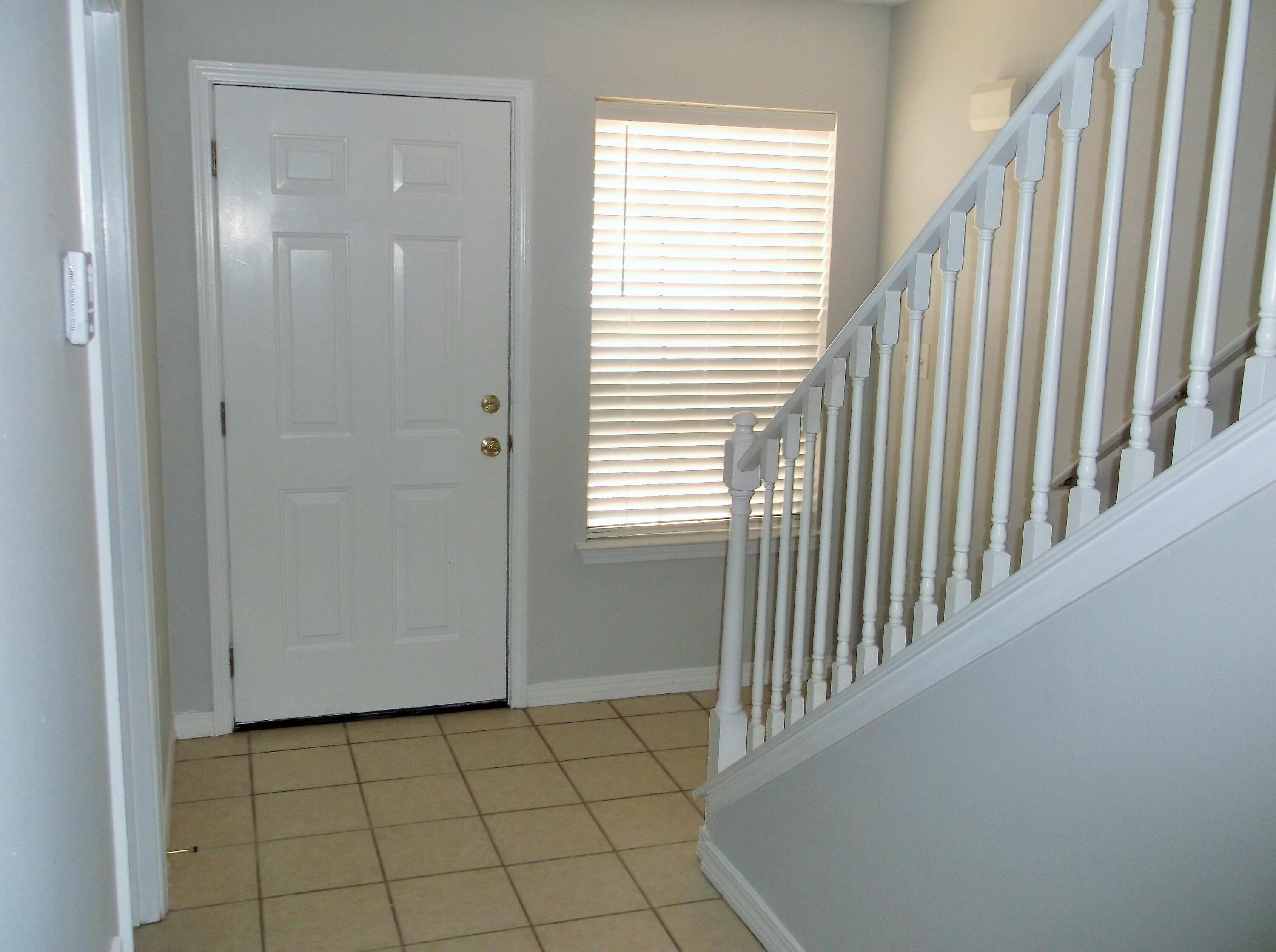 OAK PARK TOWNHOMES - Residential